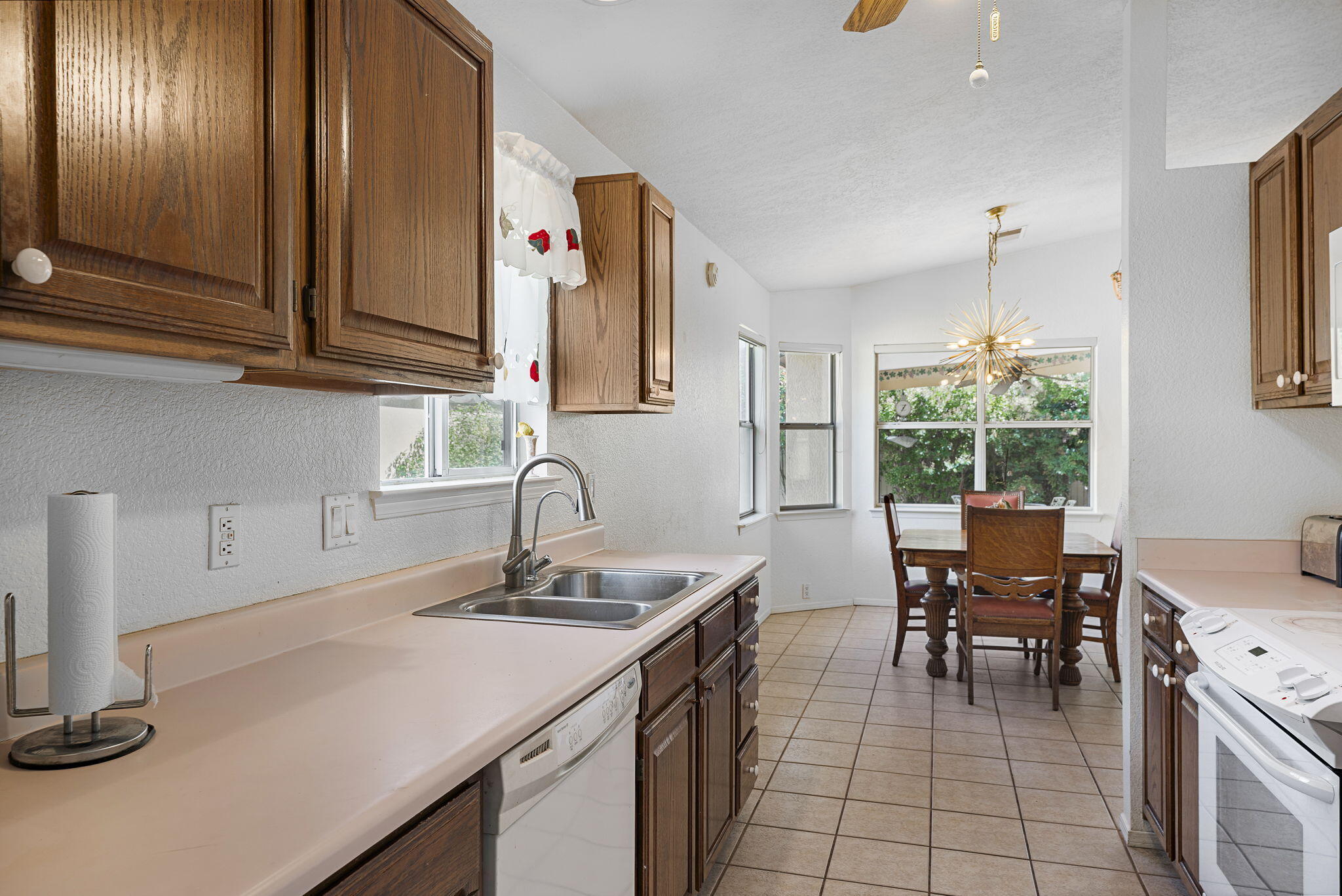 Photo 11 — 500 Seward Park Avenue NE