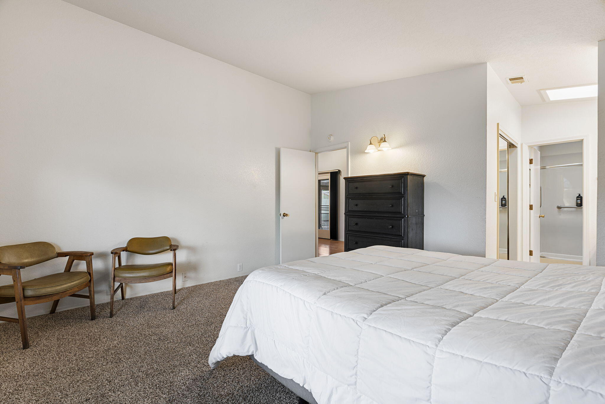 Photo 15 — 500 Seward Park Avenue NE