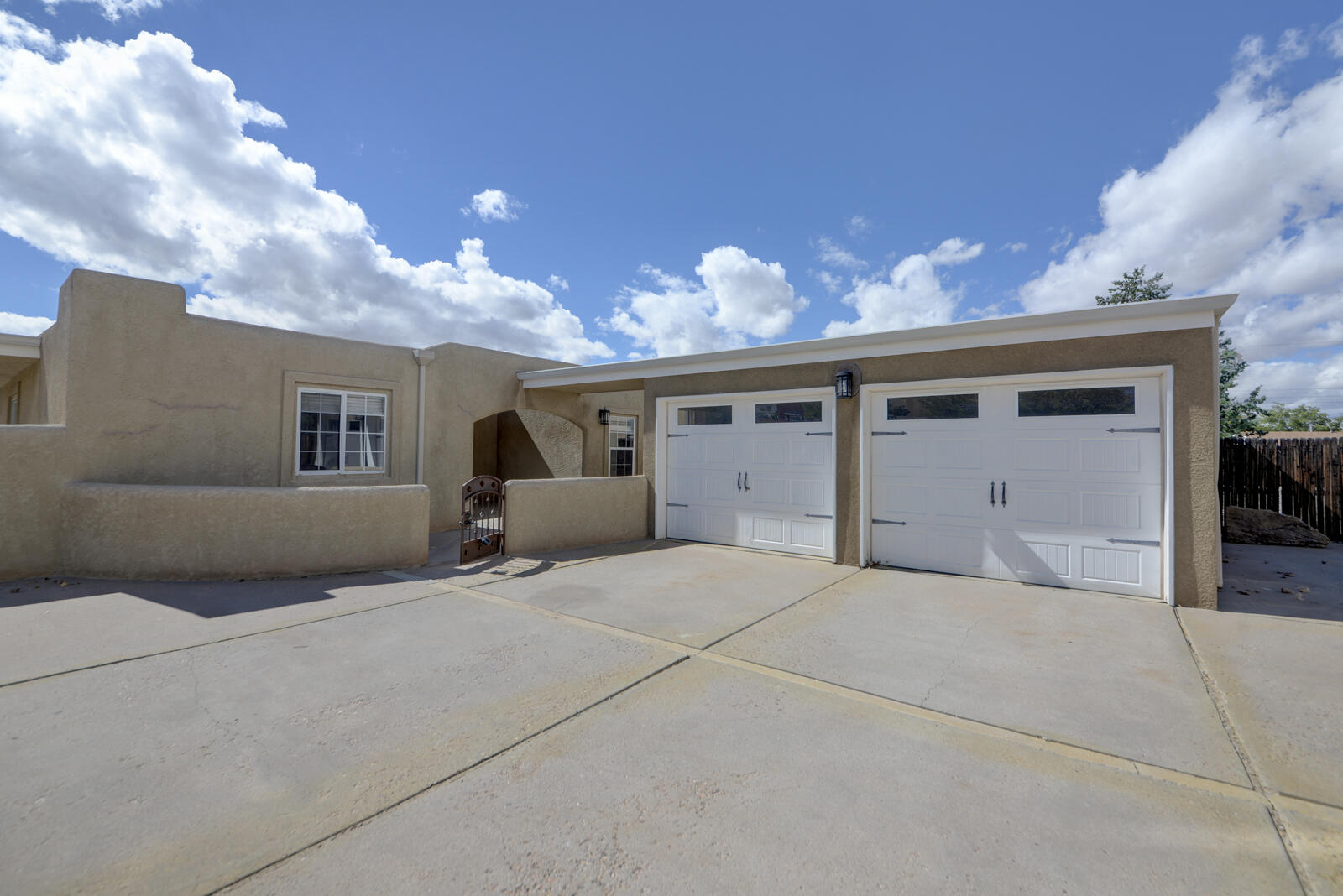 1709 Grande Boulevard SE, Rio Rancho, NM 87124