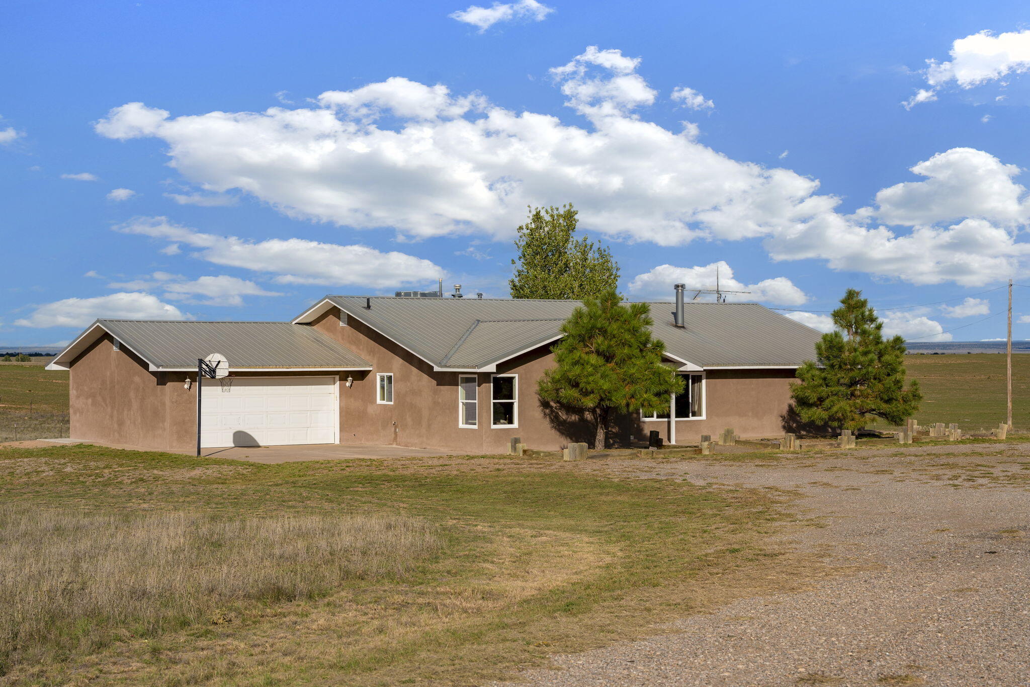 42 Cayetano Road, Moriarty, NM 87035