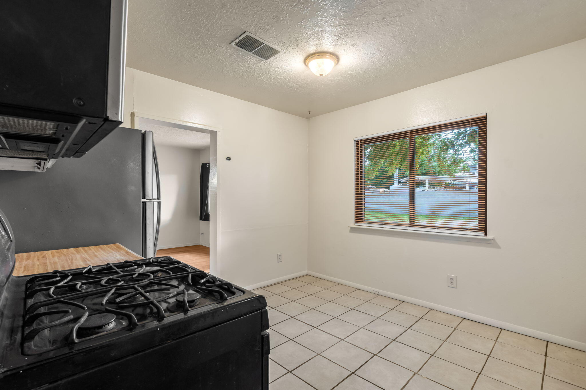 Photo 15 — 8816 Robby Avenue SW