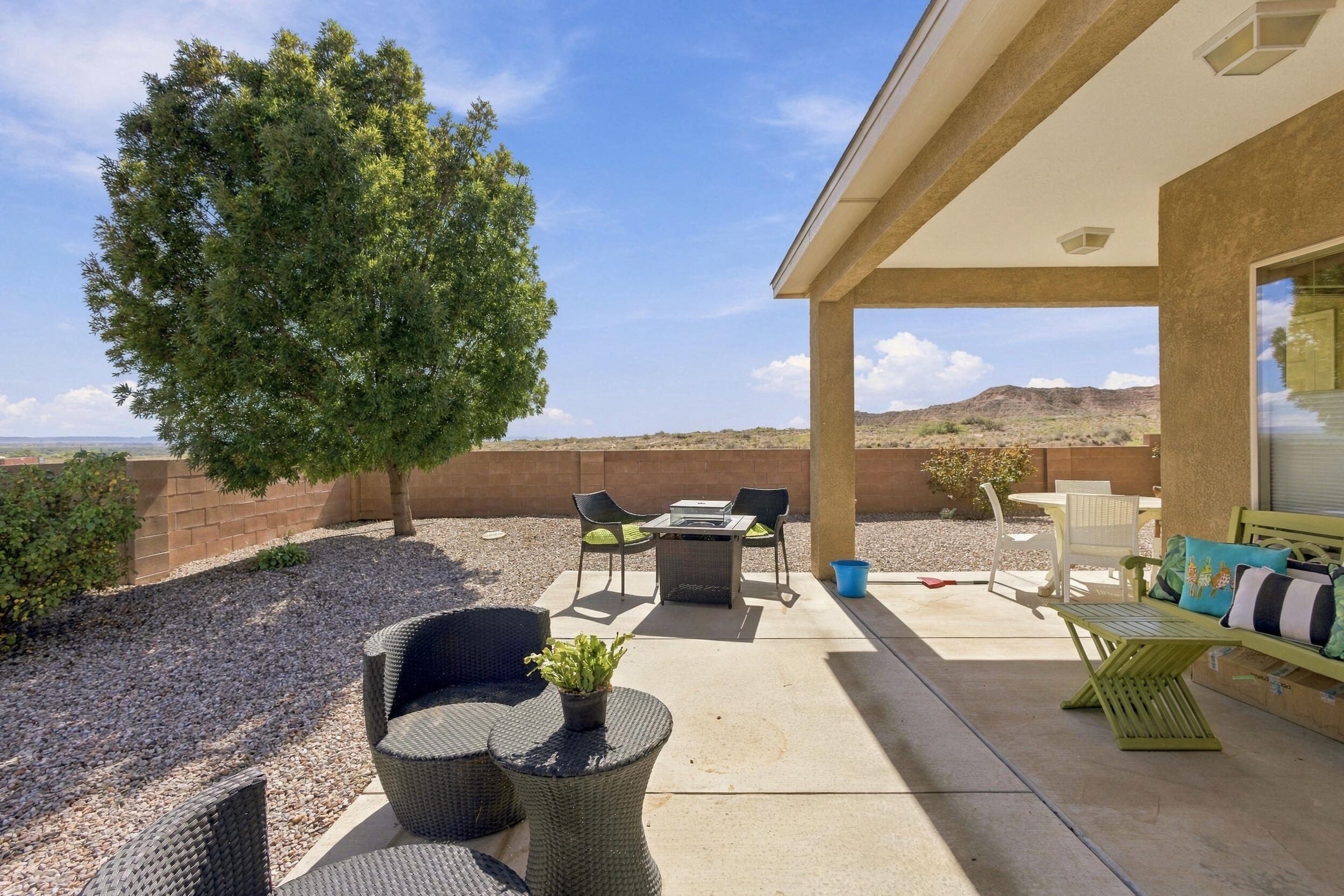 Photo 5 — 315 Sunrise Bluffs Drive