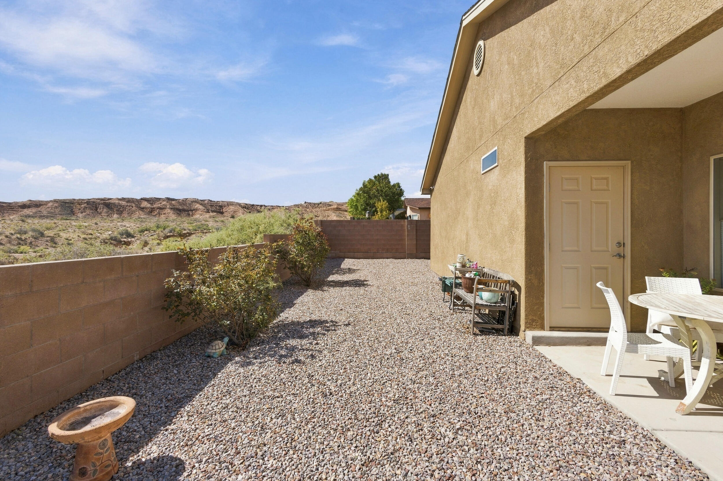 Photo 4 — 315 Sunrise Bluffs Drive