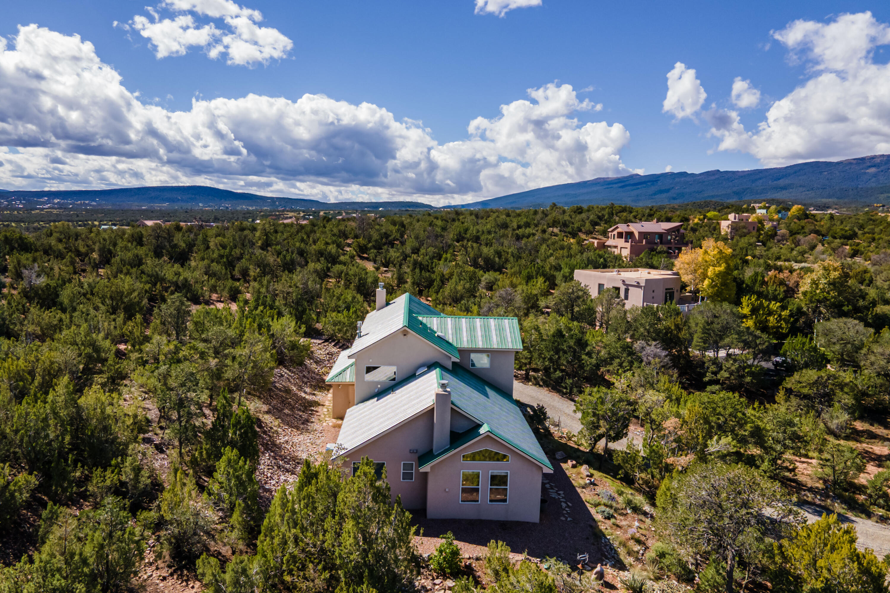 Photo 3 — 17 Kiva Loop