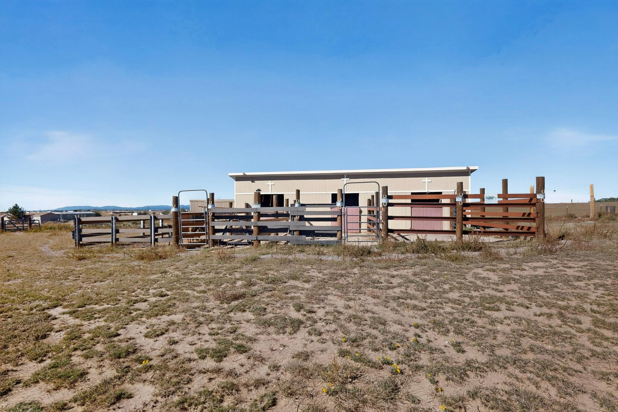 Photo 13 — 170 Appaloosa Road