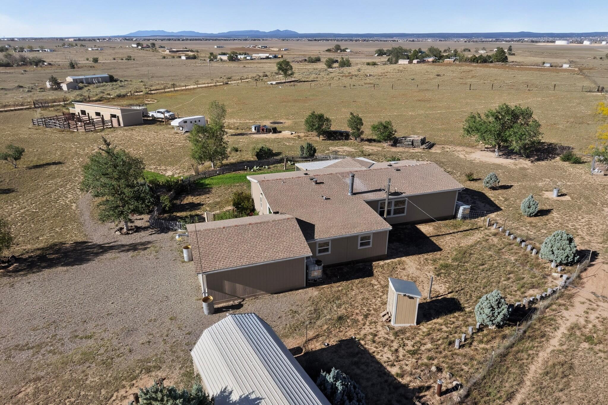Photo 7 — 170 Appaloosa Road