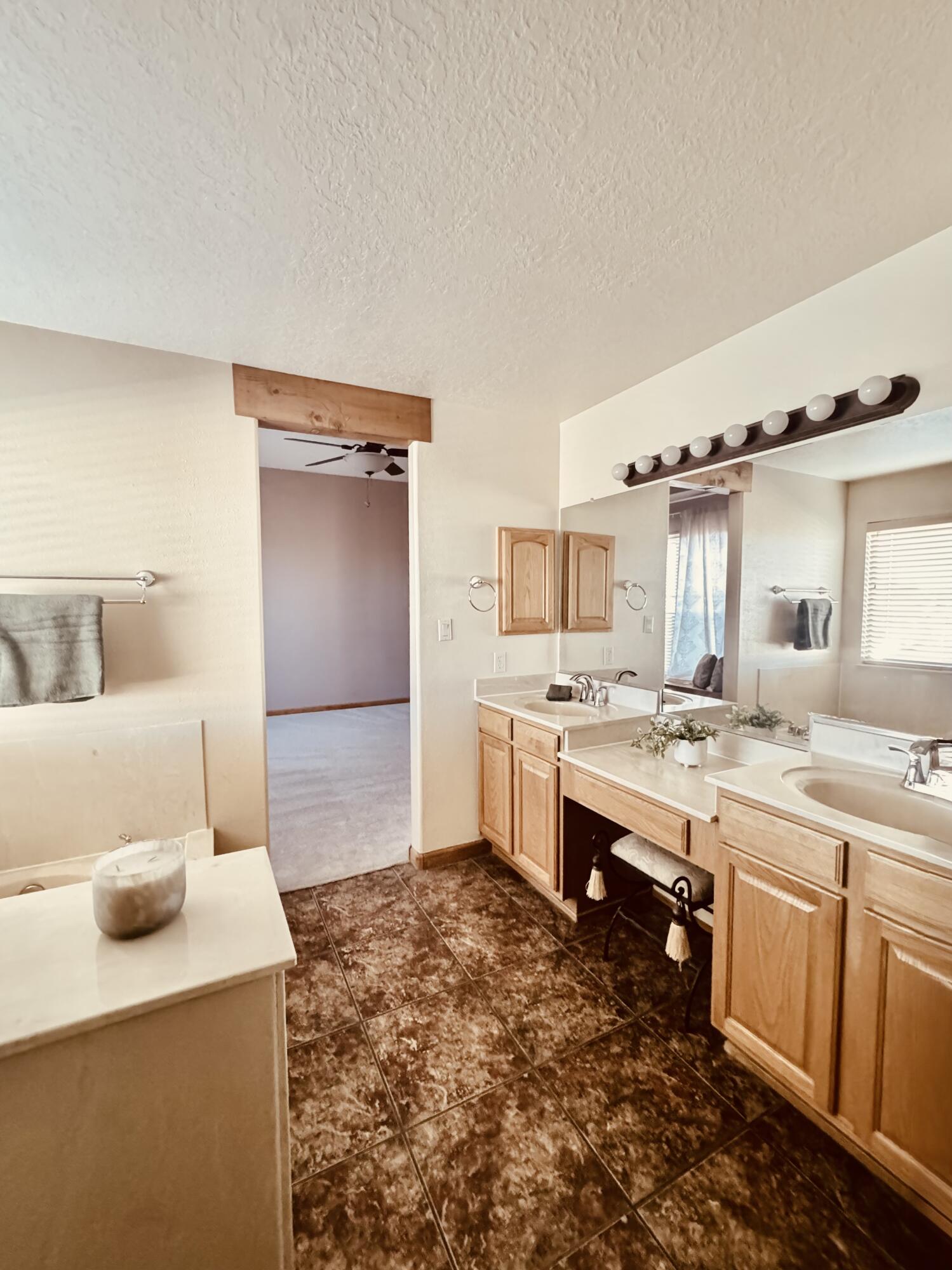 Photo 11 — 2453 Tyler Loop NE