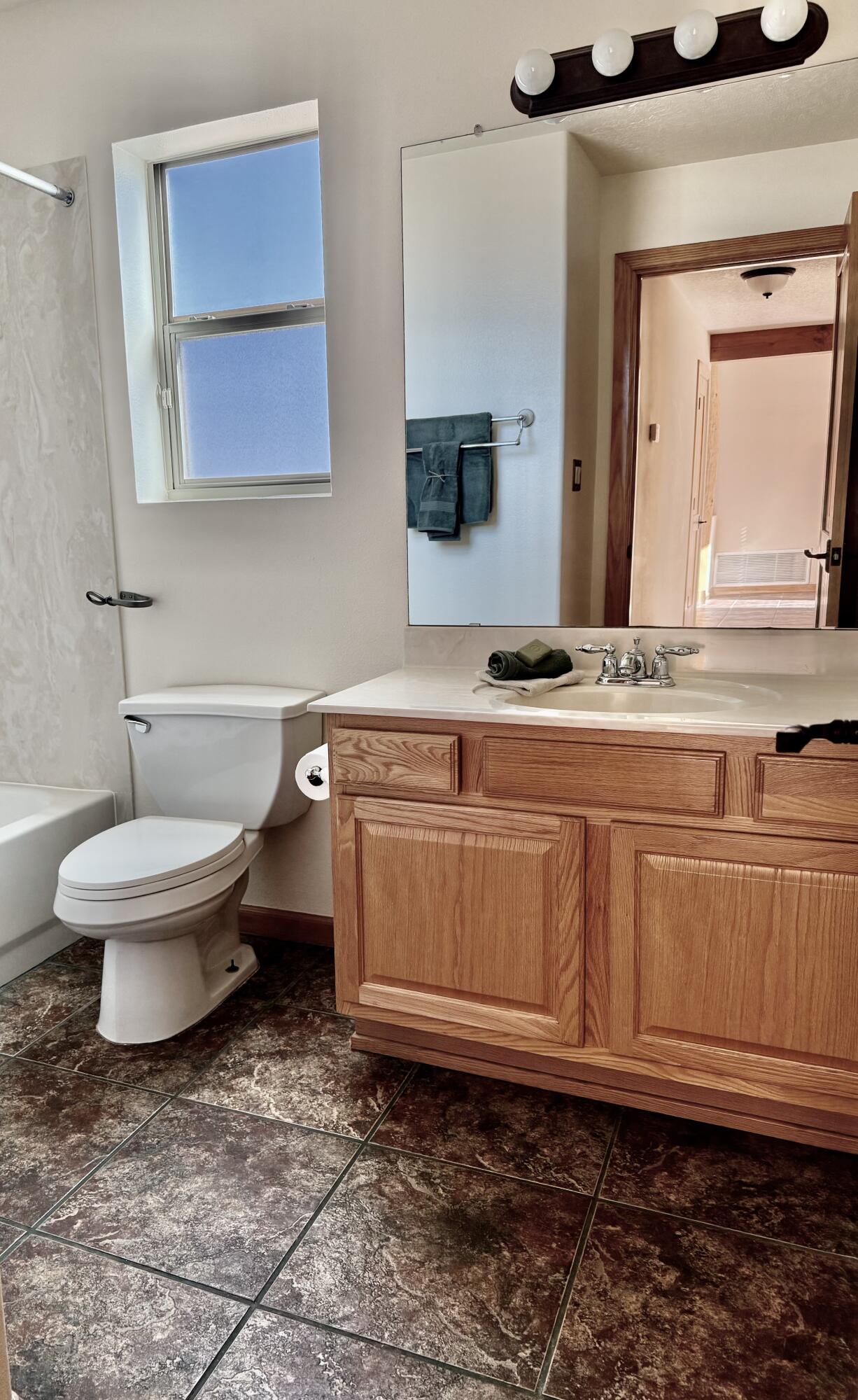 Photo 14 — 2453 Tyler Loop NE