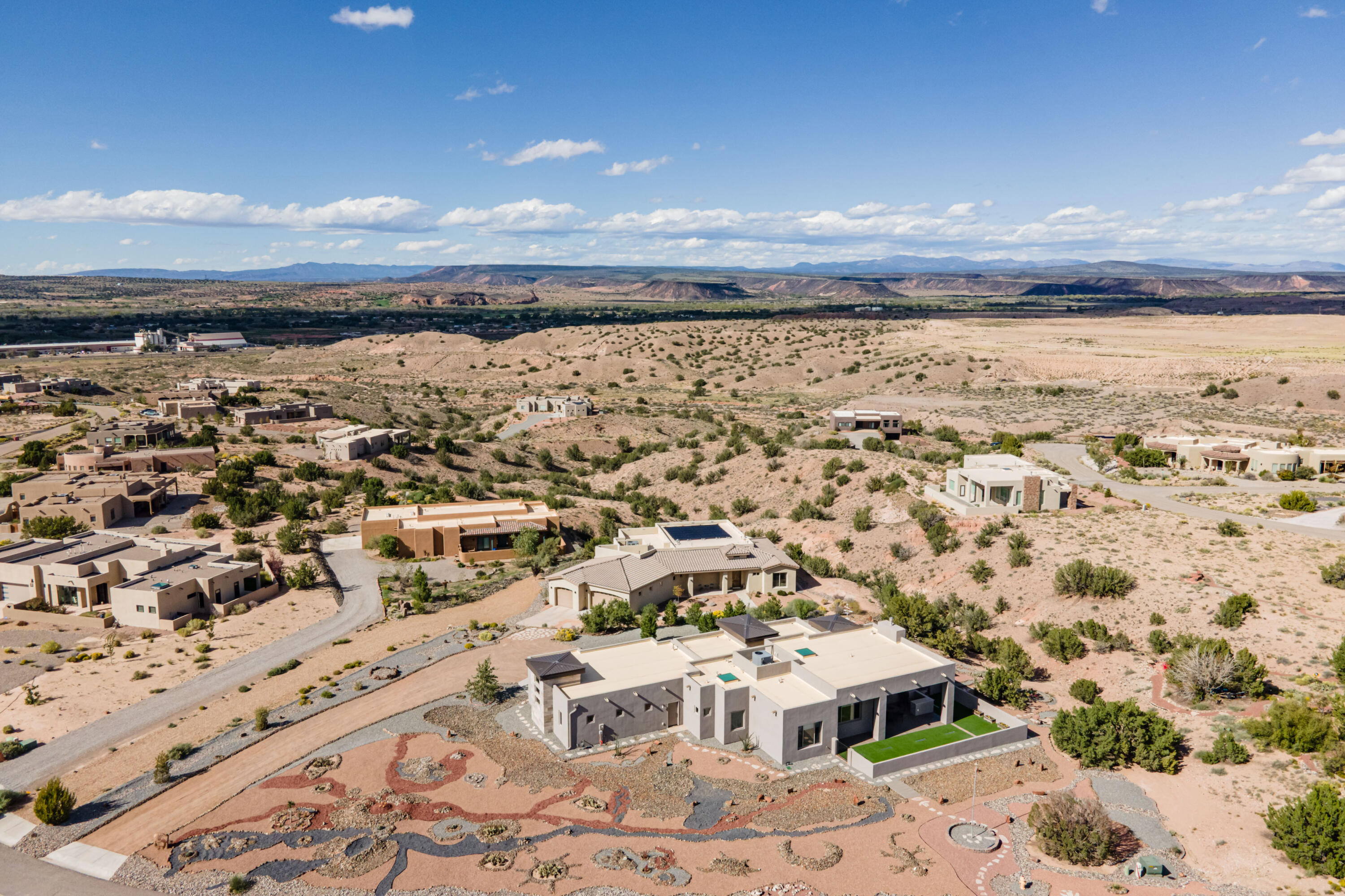 Photo 9 — 4 Mimbres Court
