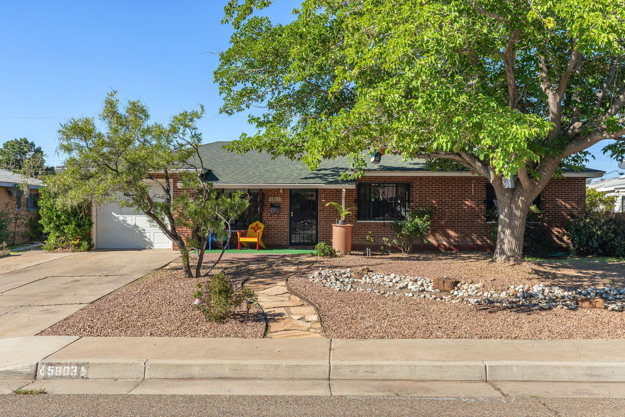 5803 Princess Jeanne Avenue NE