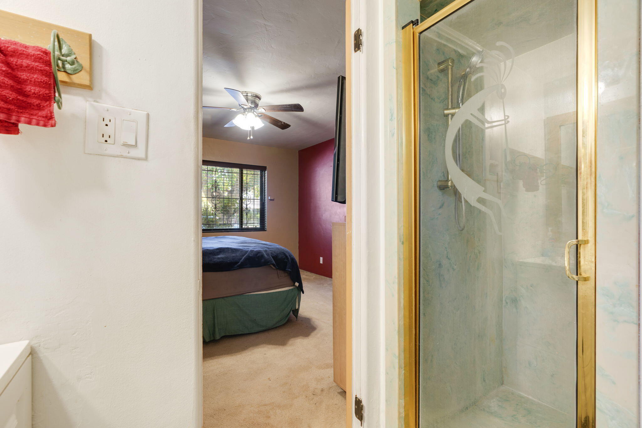 Photo 14 — 5803 Princess Jeanne Avenue NE