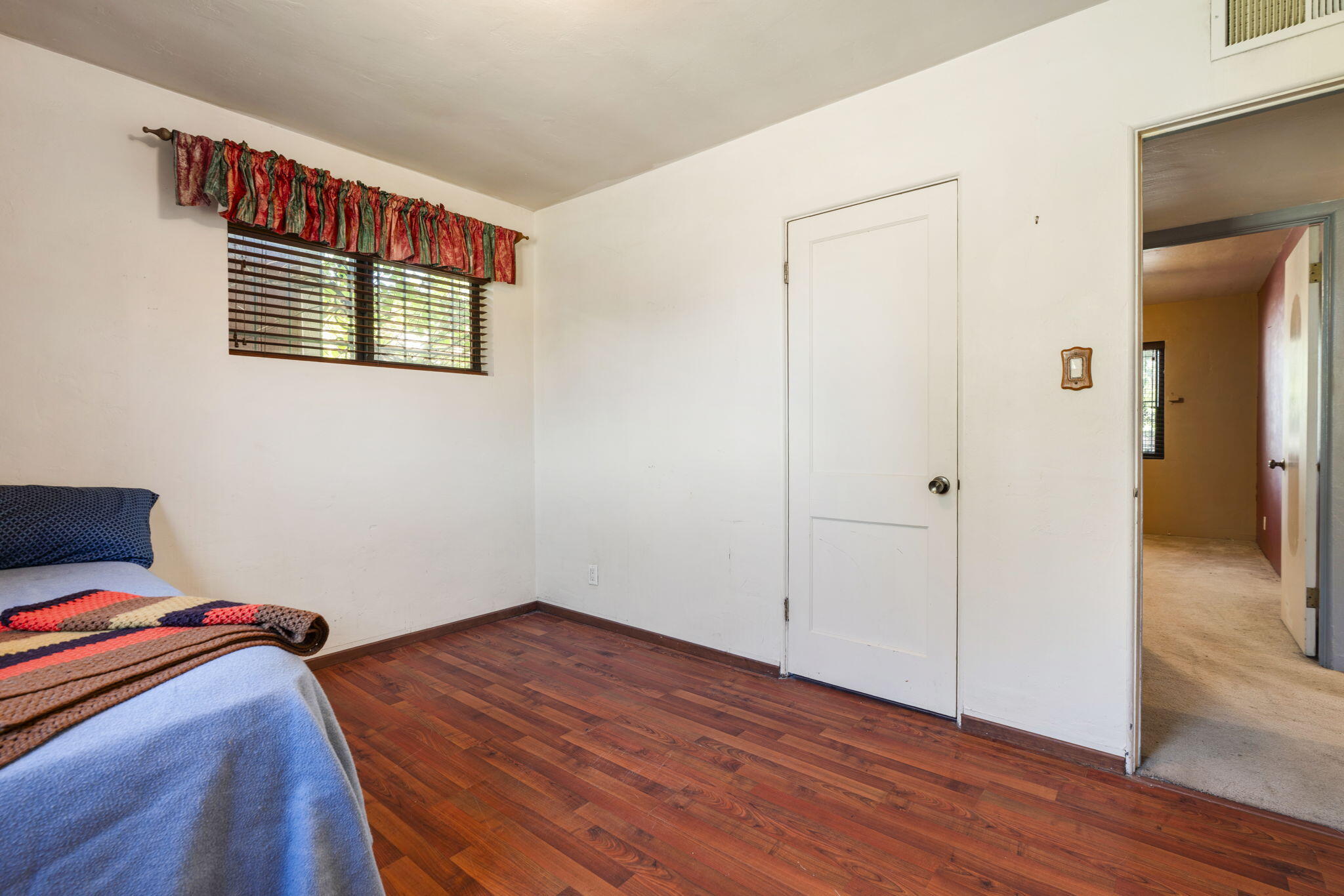Photo 12 — 5803 Princess Jeanne Avenue NE