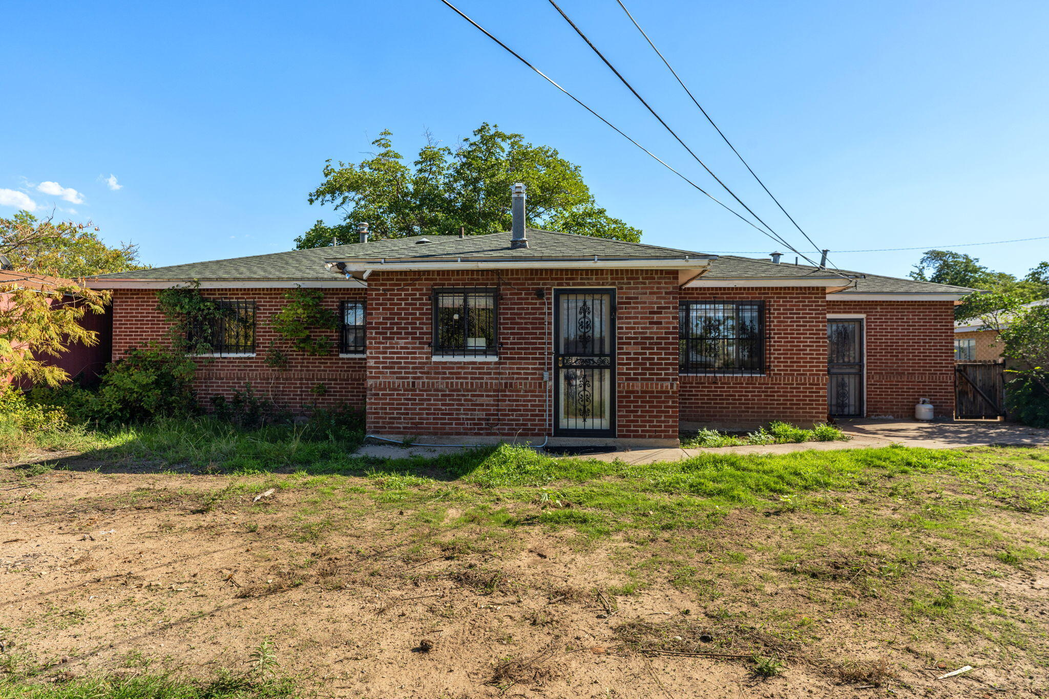 Photo 6 — 5803 Princess Jeanne Avenue NE