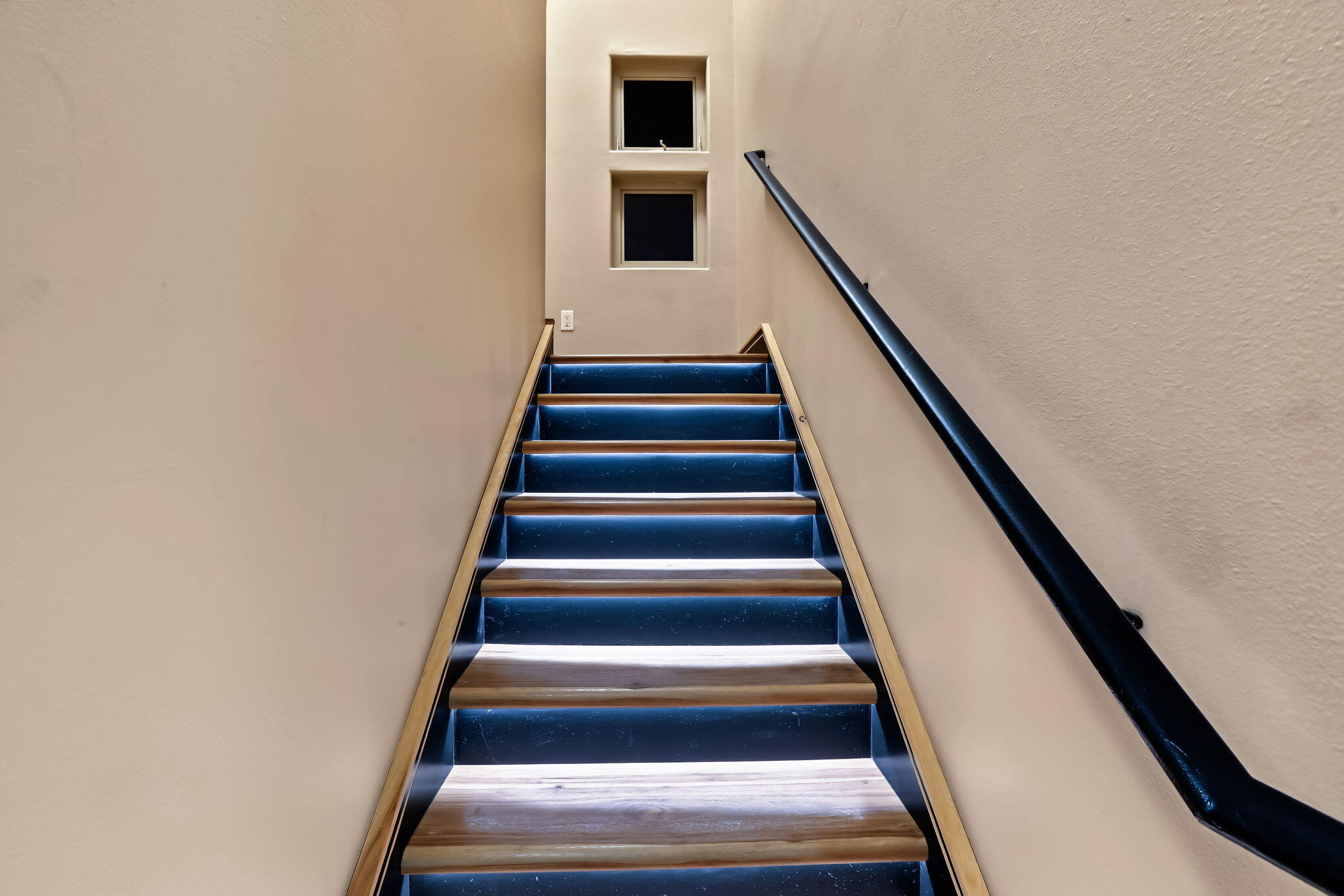 Photo 10 — 11605 Holly Avenue NE
