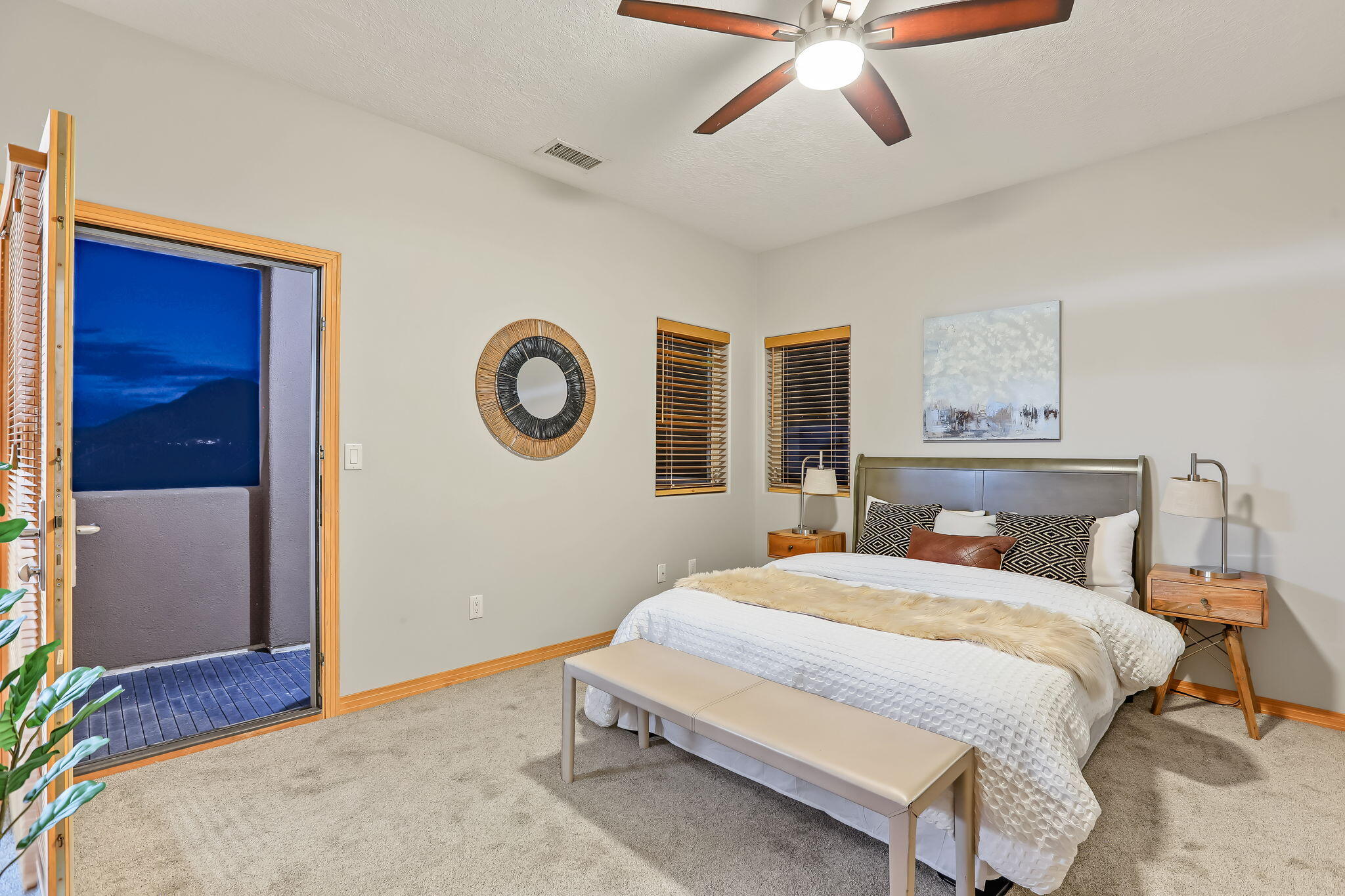 Photo 12 — 11605 Holly Avenue NE