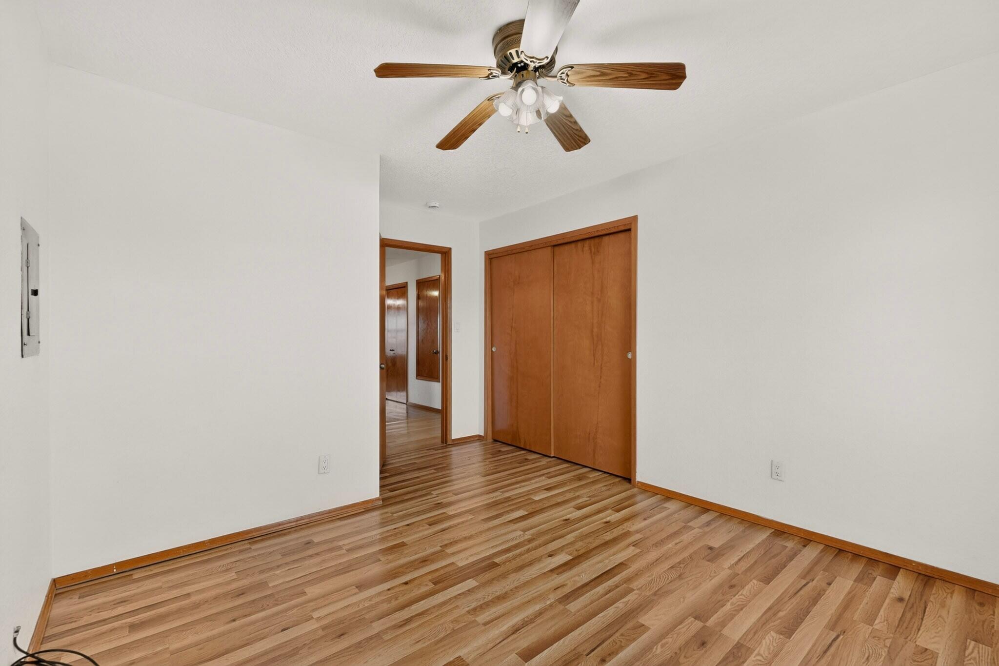 Photo 4 — 1044 Vista Grande Drive NW