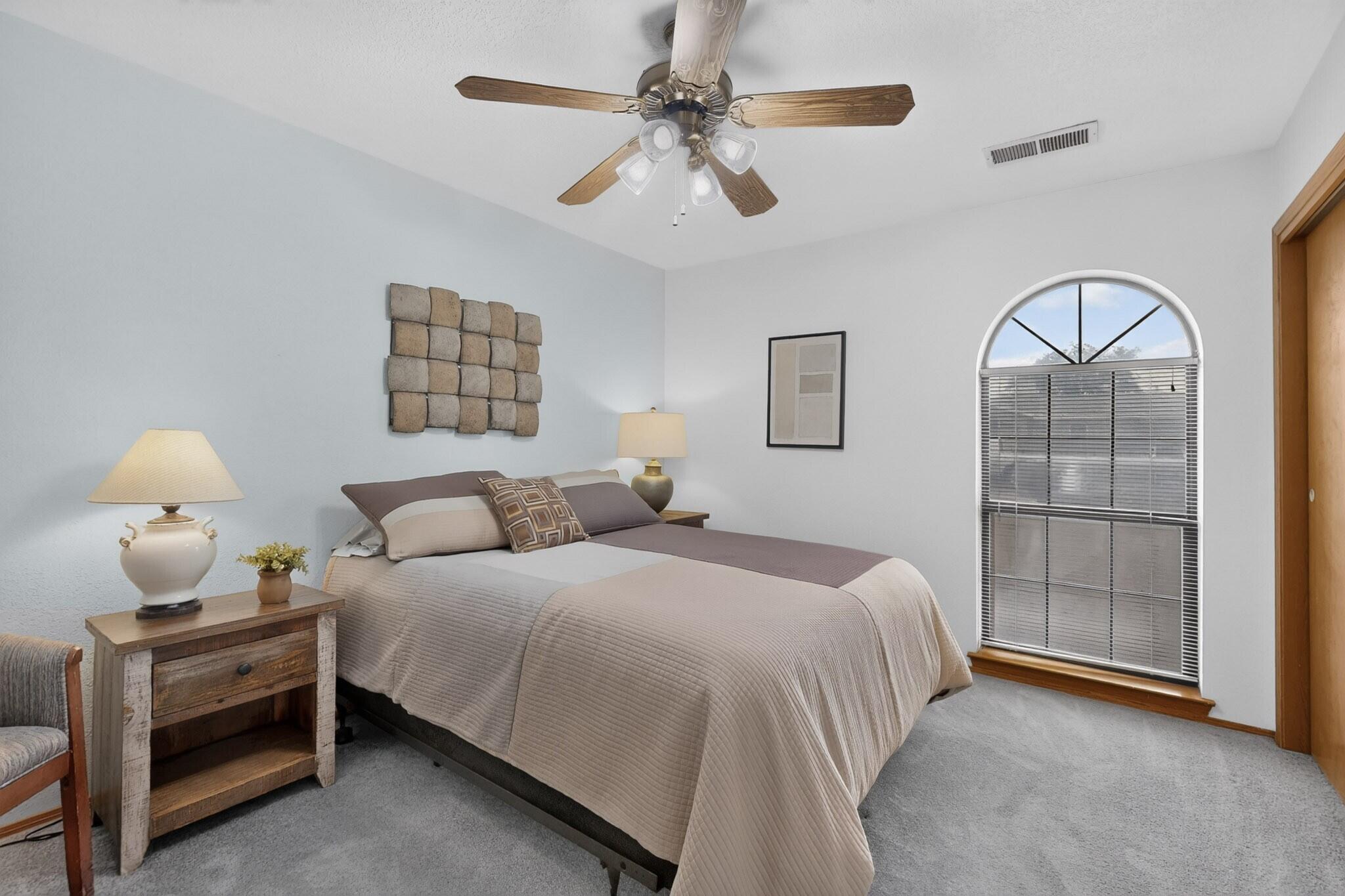 Photo 6 — 1044 Vista Grande Drive NW