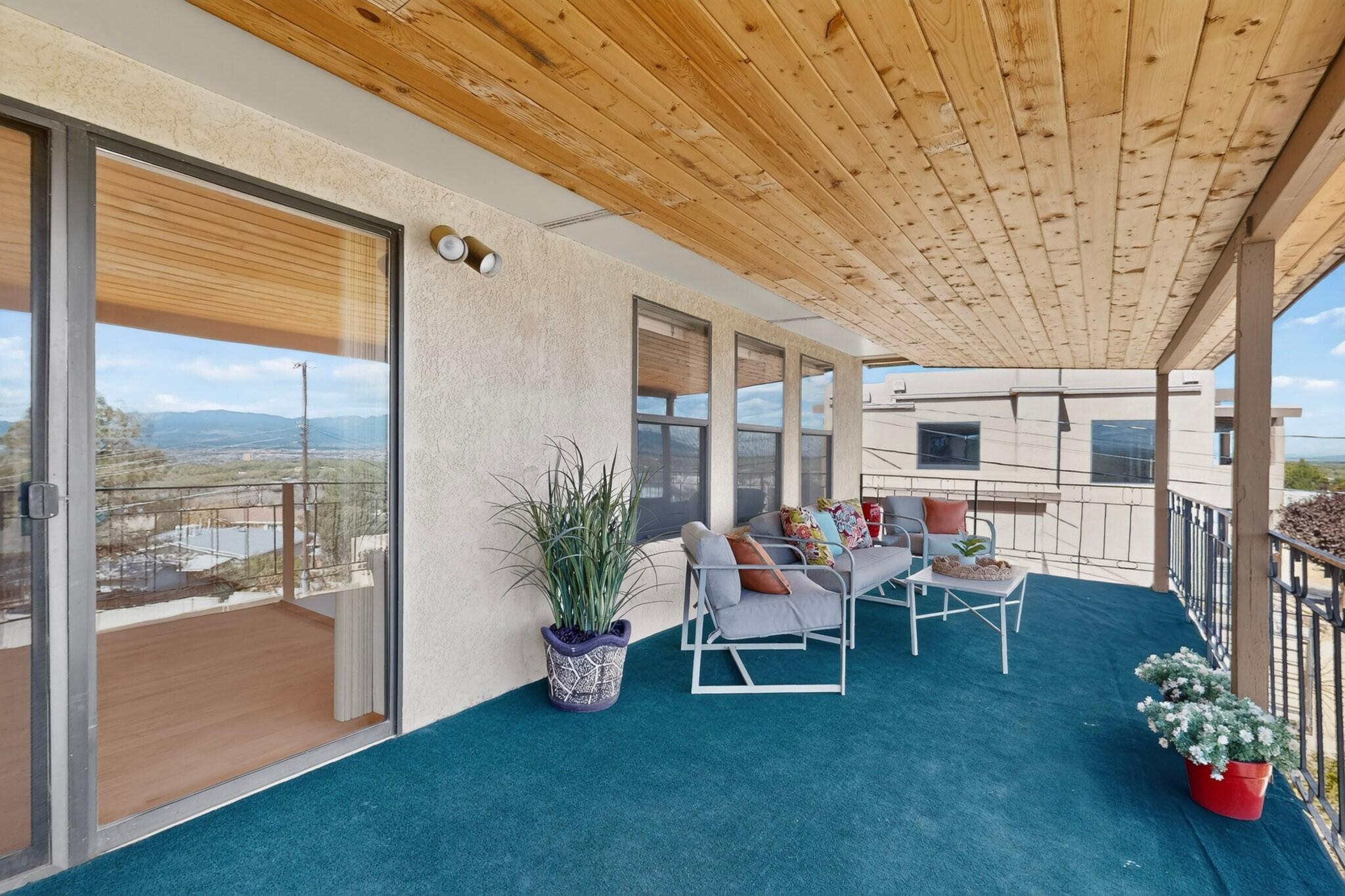 Photo 10 — 1044 Vista Grande Drive NW