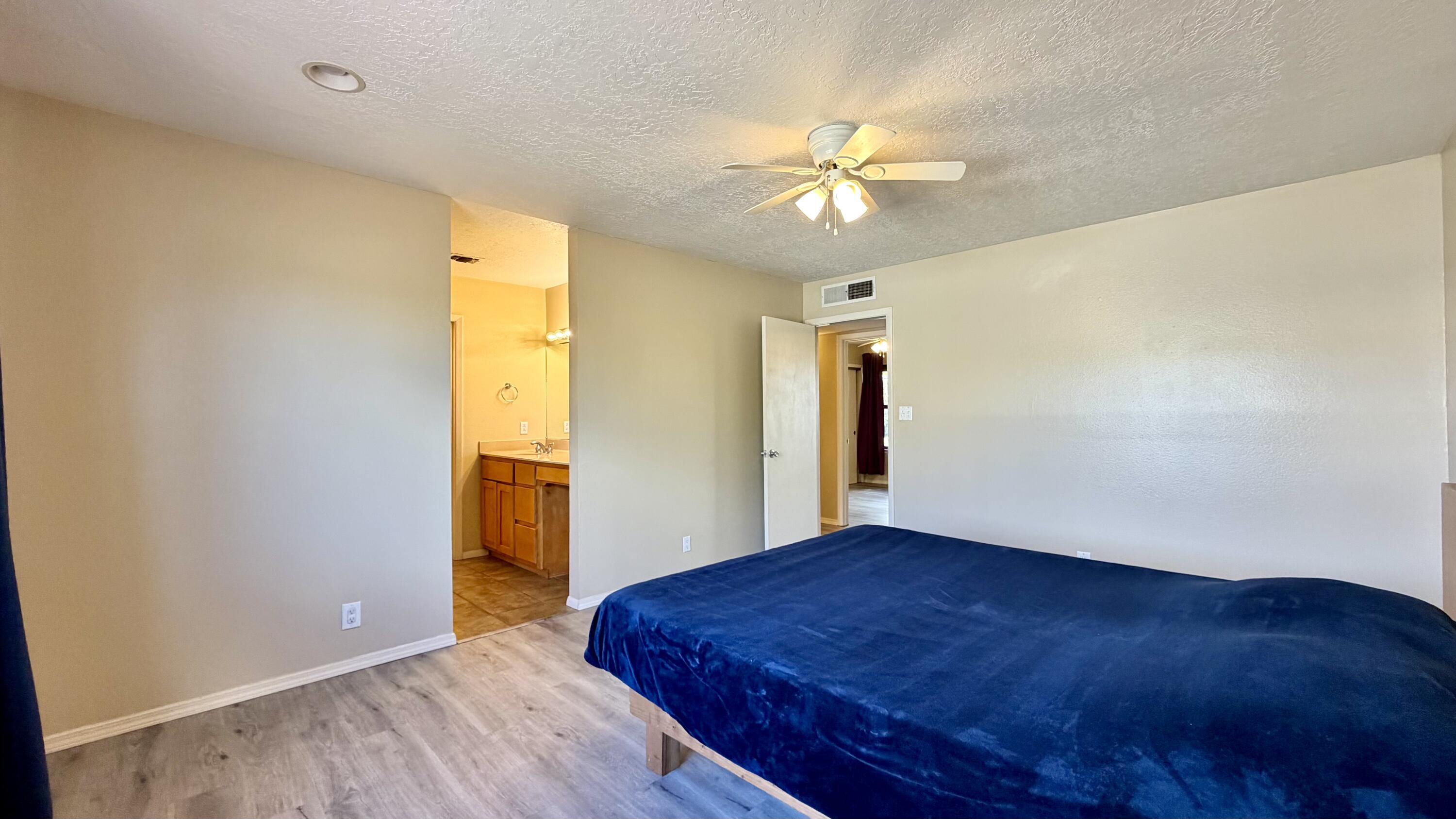 Photo 11 — 10813 Hagen Road NE
