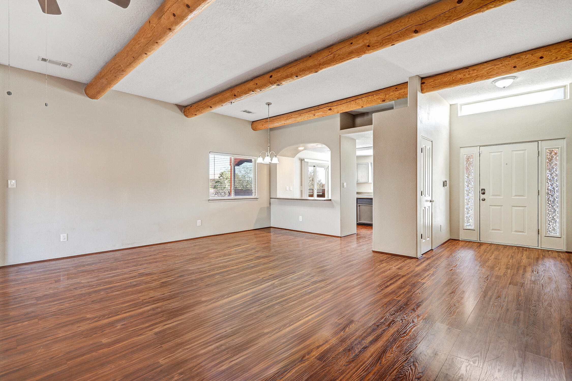 Photo 14 — 937 Loma Pinon Loop NE
