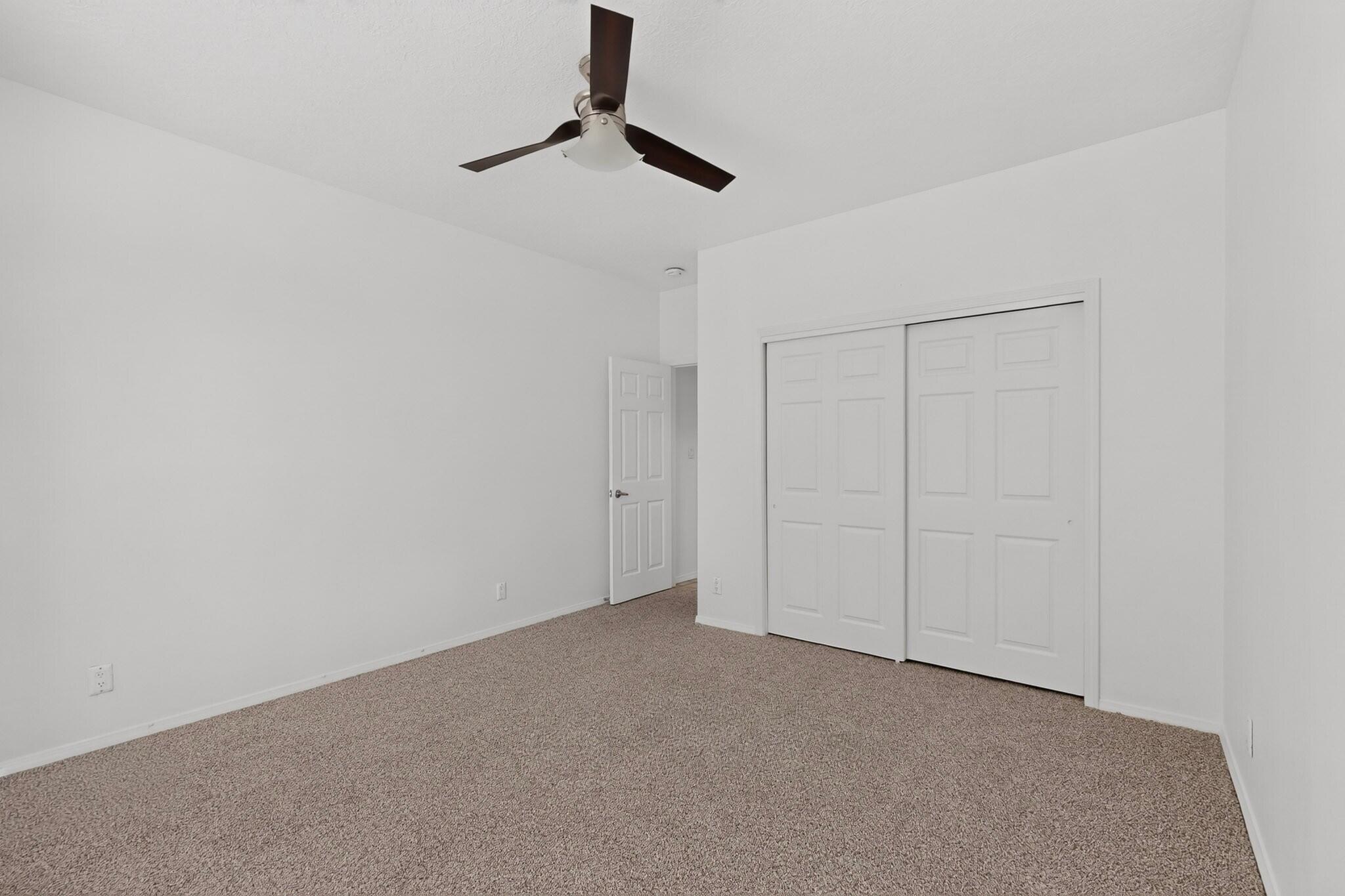 Photo 20 — 427 Serenity Court SE