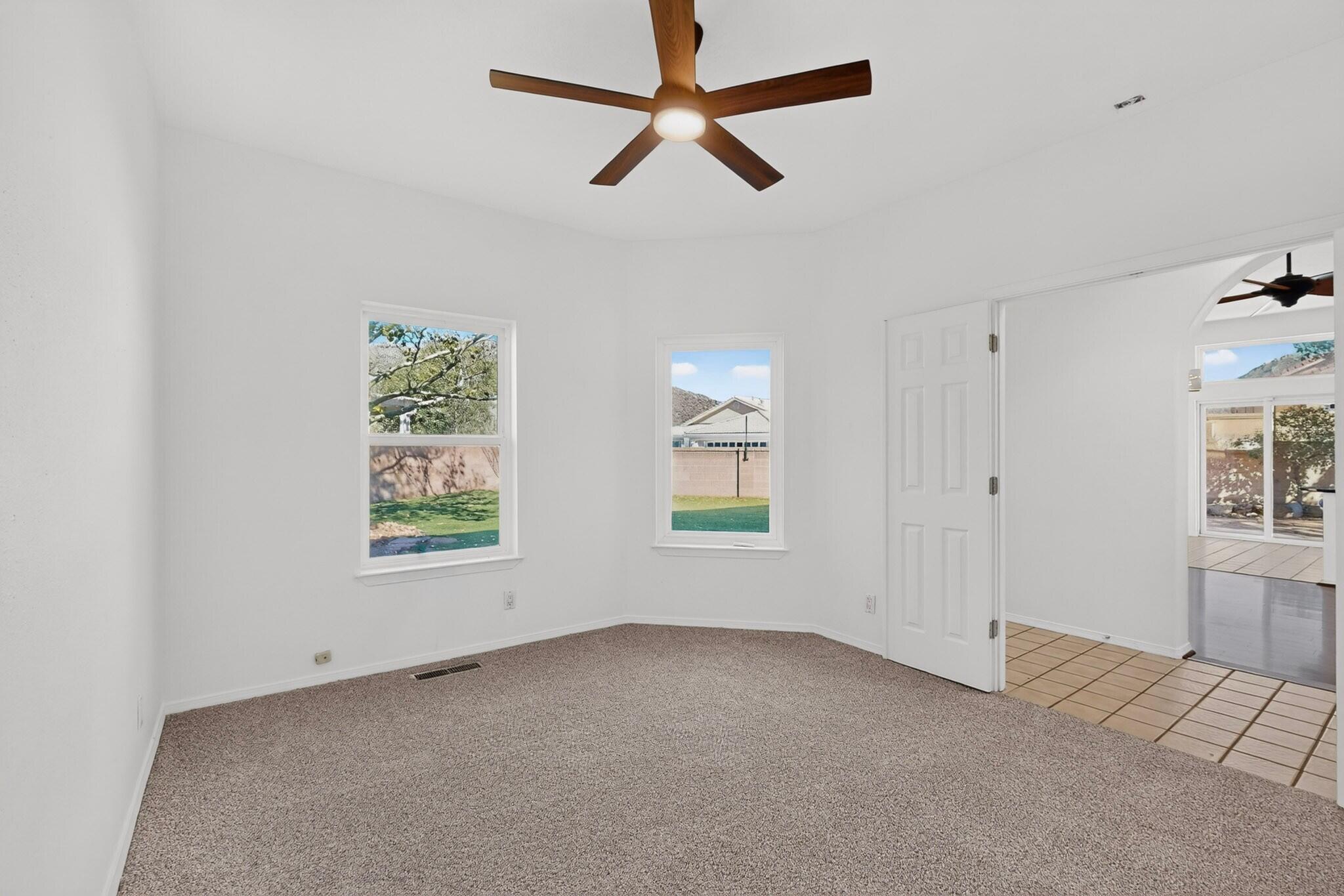 Photo 18 — 427 Serenity Court SE