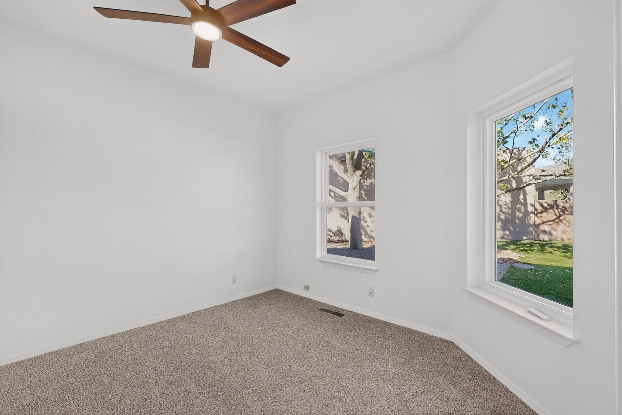 Photo 17 — 427 Serenity Court SE