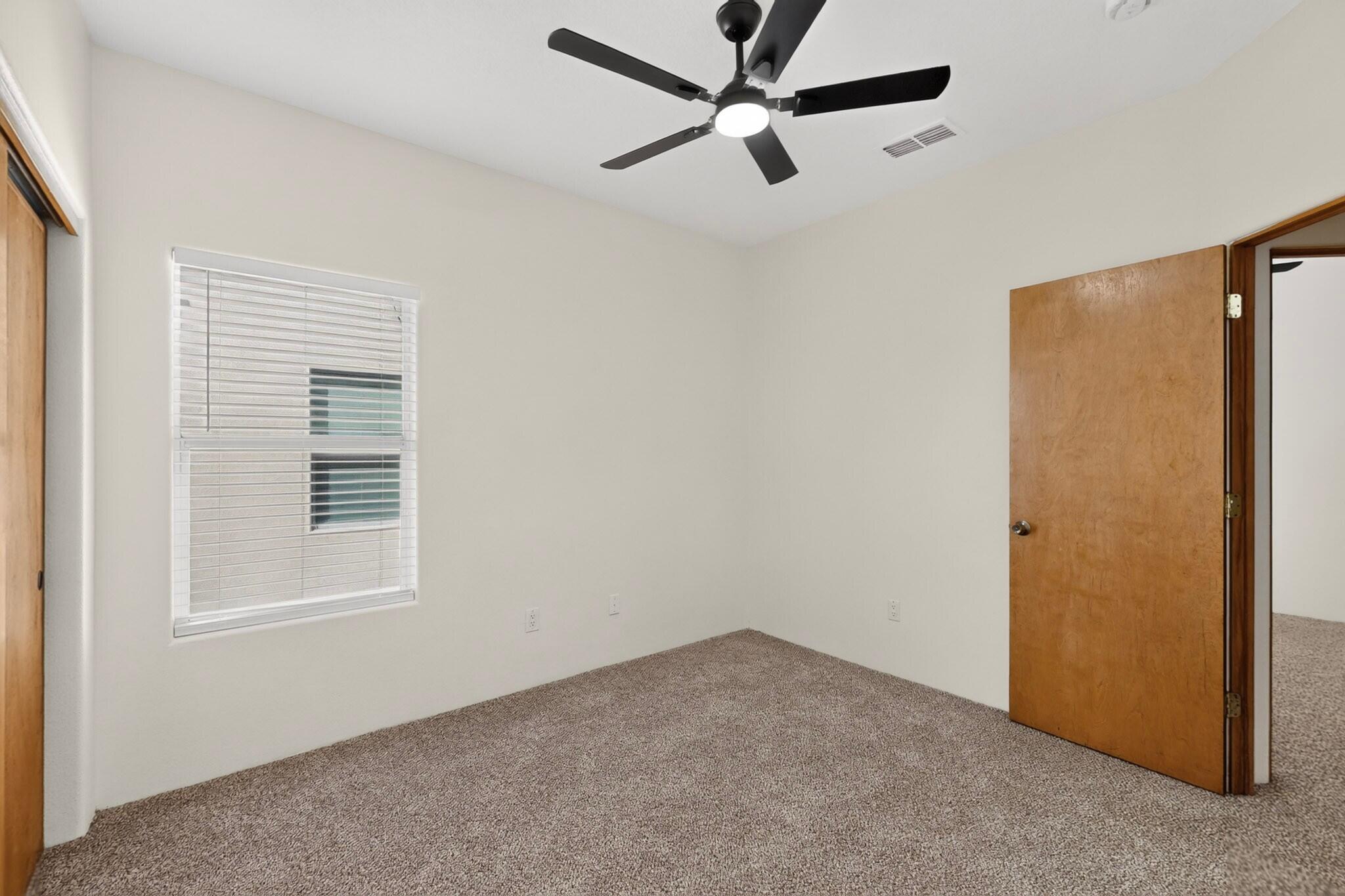 Photo 15 — 4023 Arapahoe Avenue NW