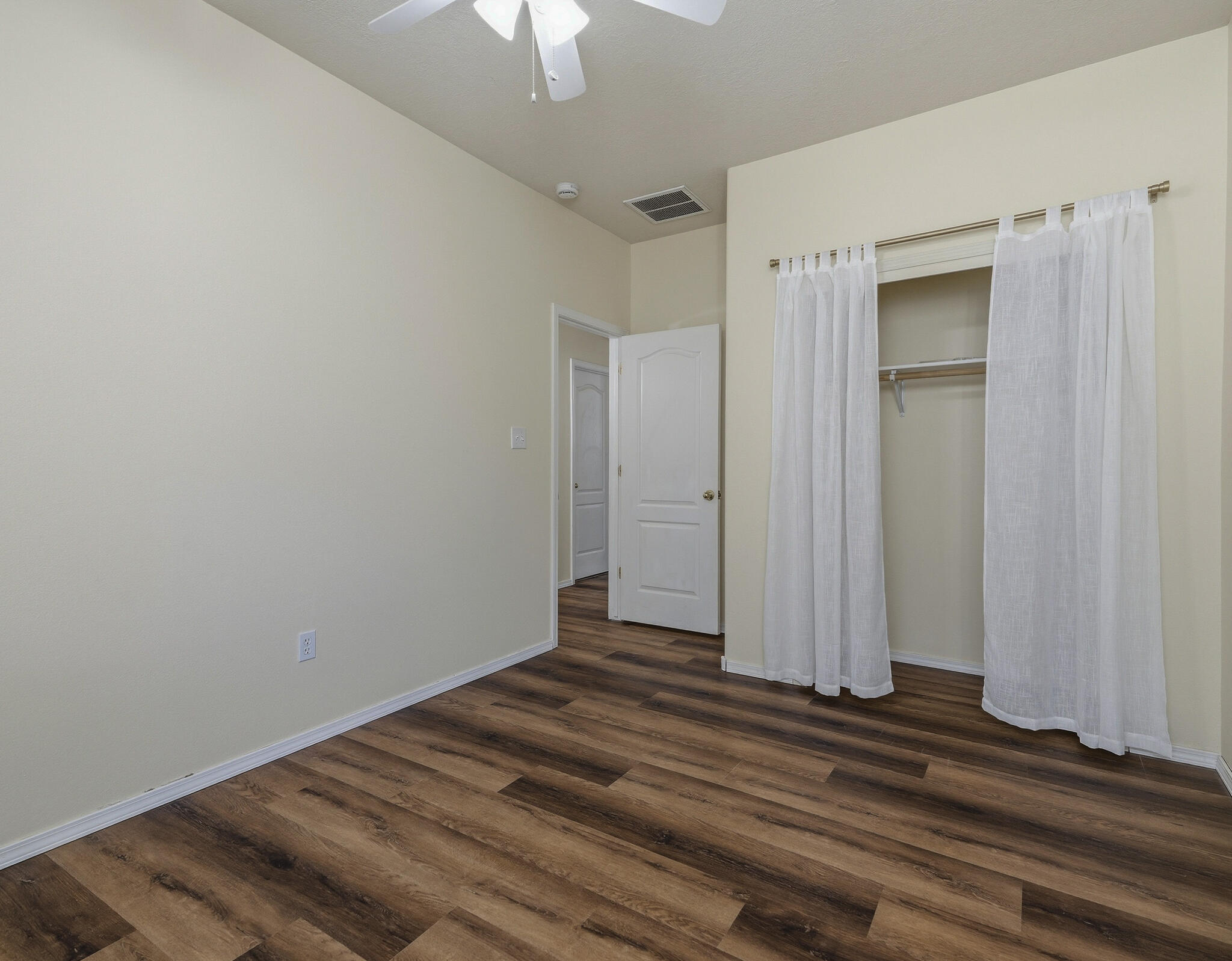 Photo 15 — 9320 Battle Creek Trail NW