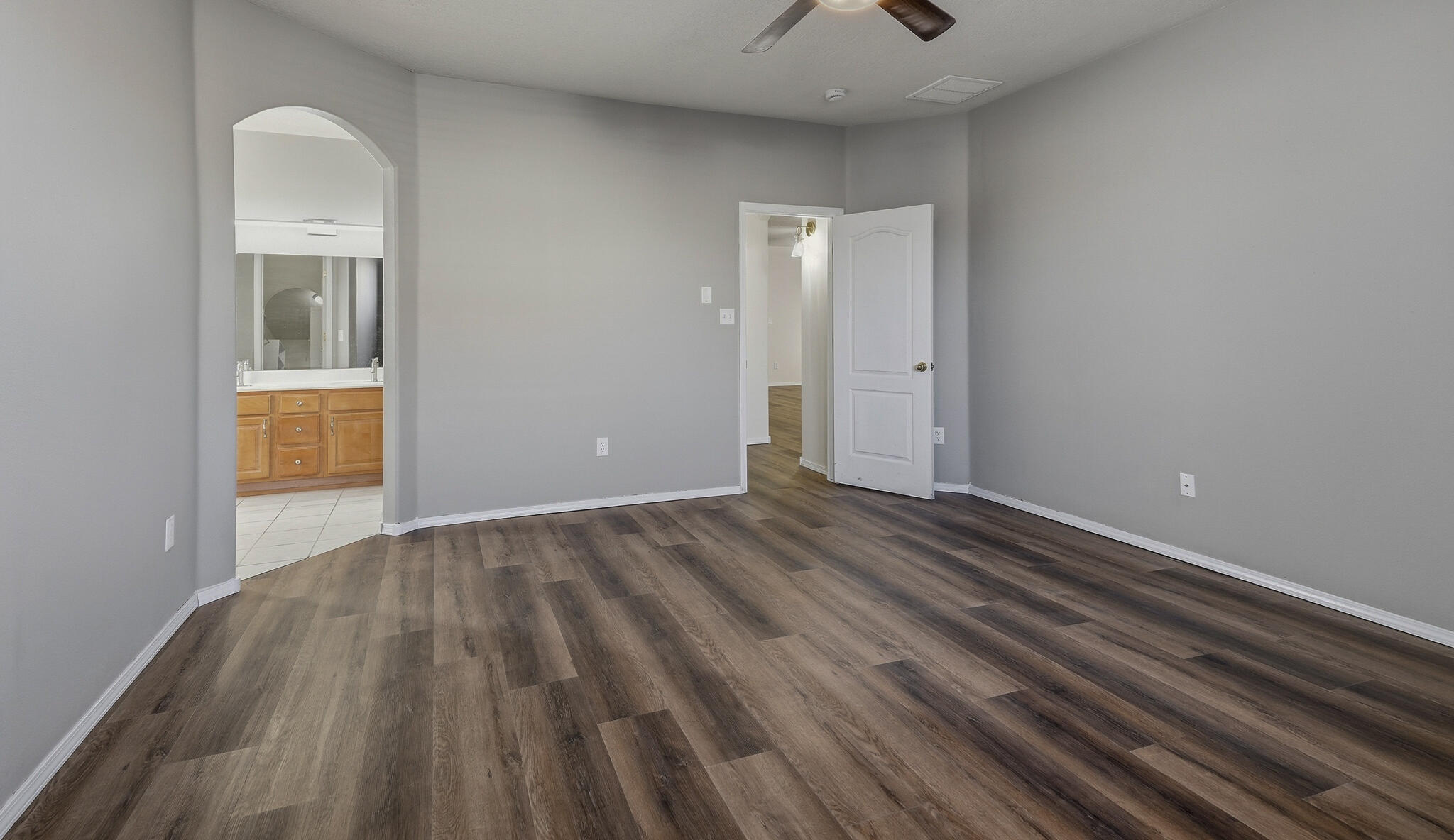 Photo 11 — 9320 Battle Creek Trail NW