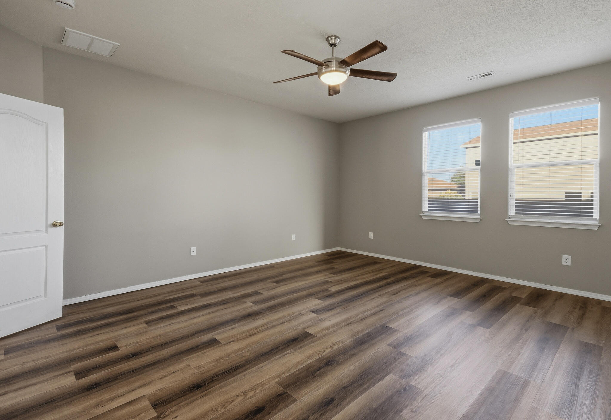 Photo 10 — 9320 Battle Creek Trail NW