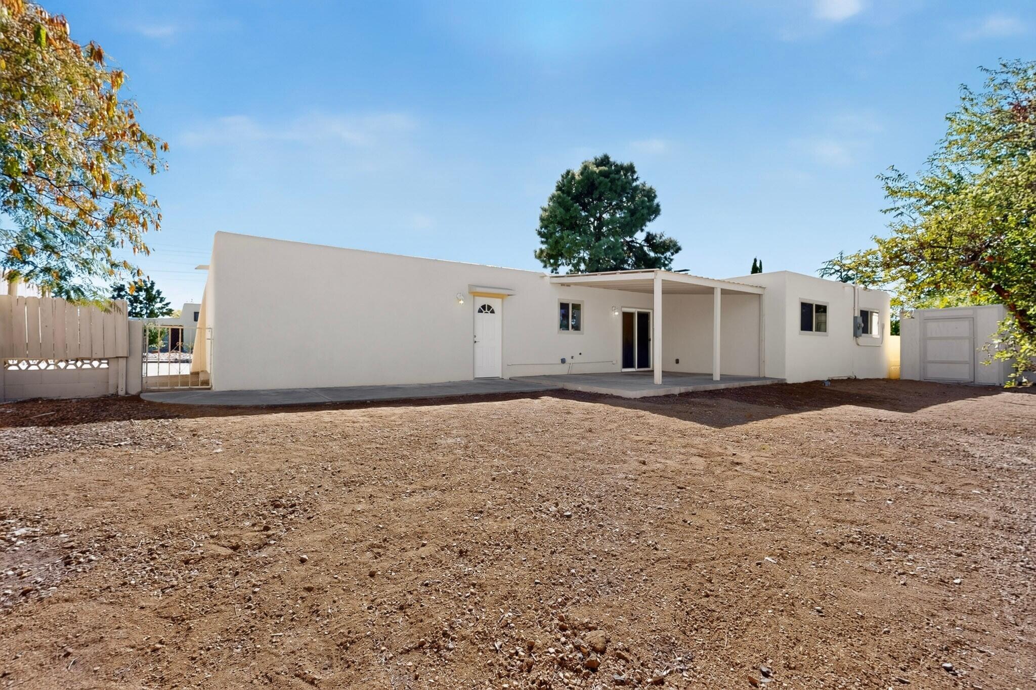 Photo 6 — 9313 Las Calabazillas Road NE