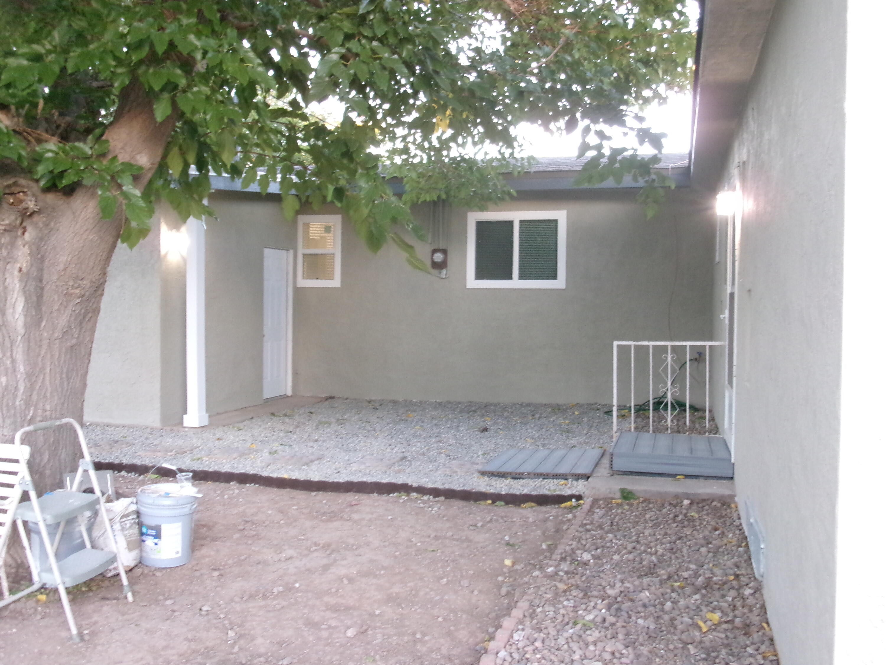 Photo 11 — 4011 Broadview Place NW