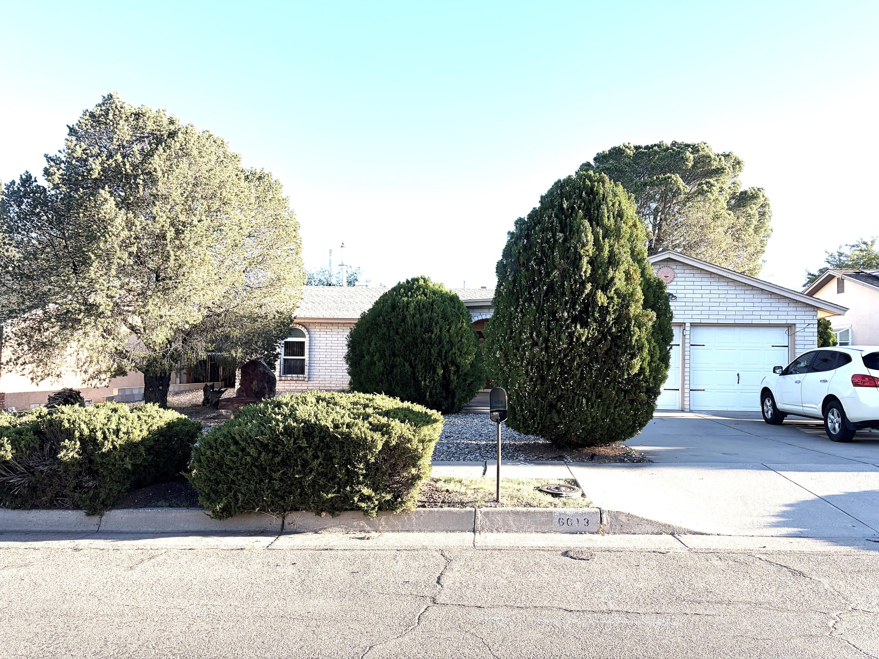 Photo 16 — 6613 Hensch Avenue NE