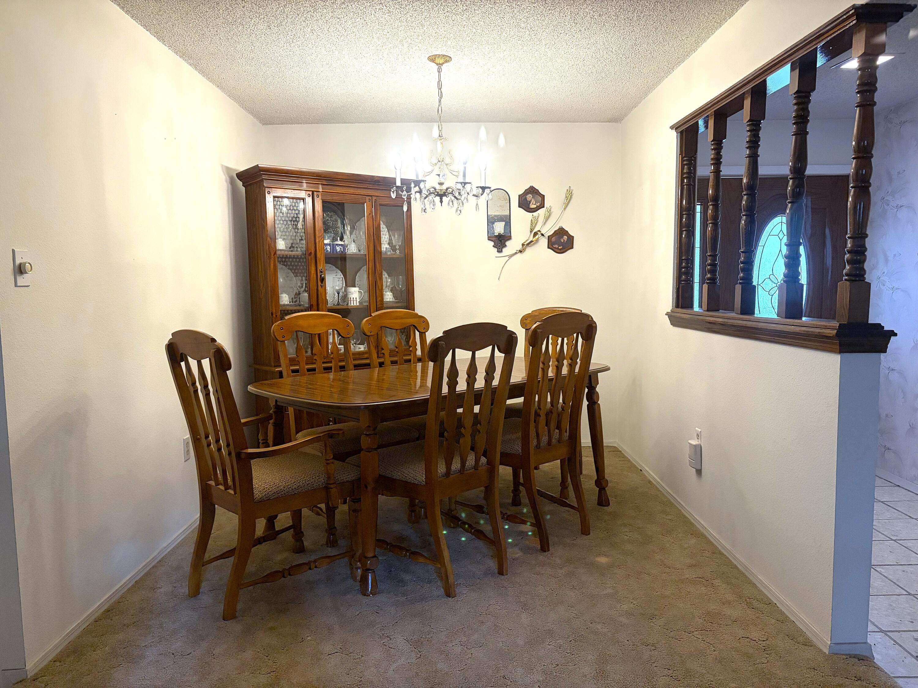 Photo 13 — 6613 Hensch Avenue NE