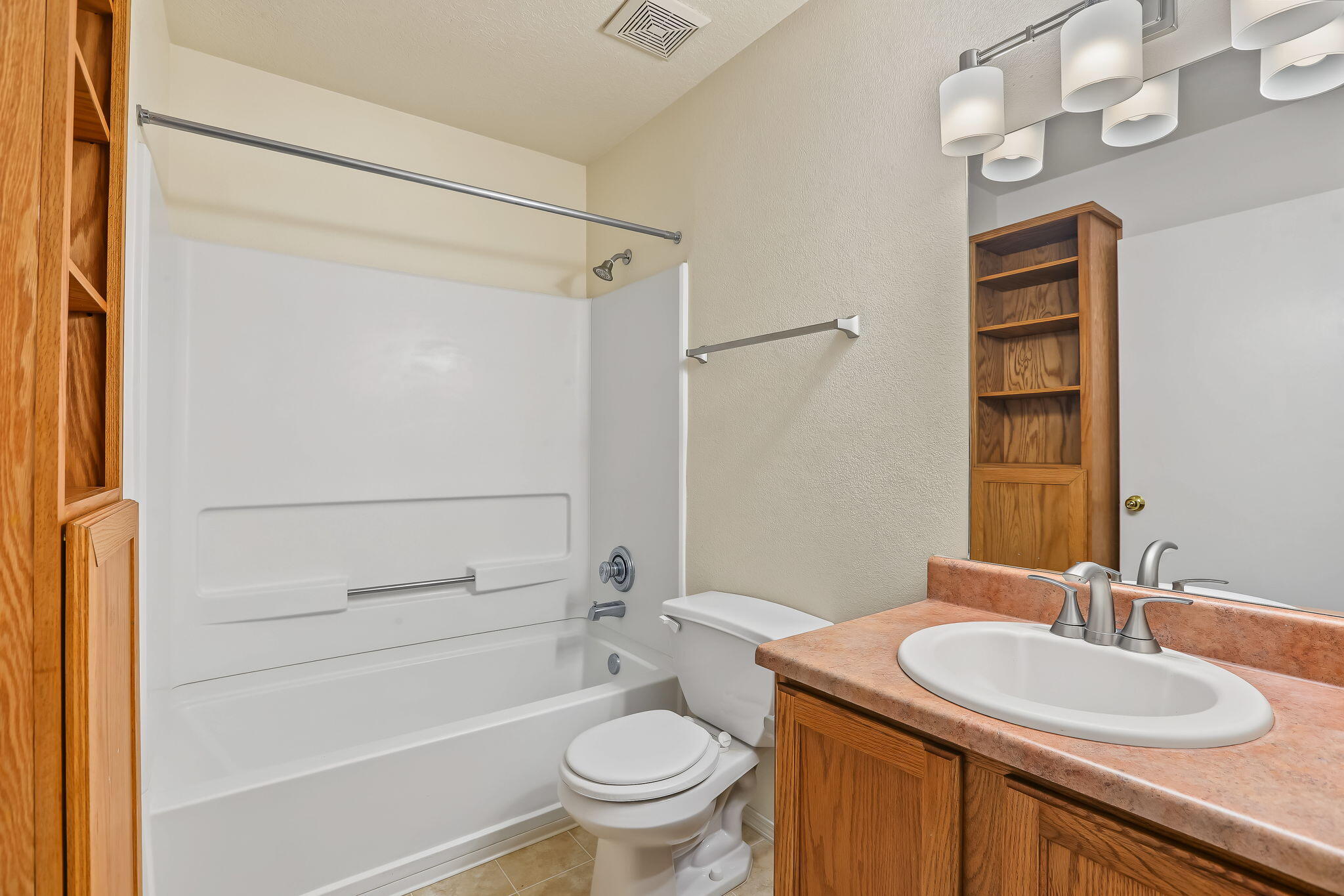Photo 19 — 5753 Pinon Altos Road NW