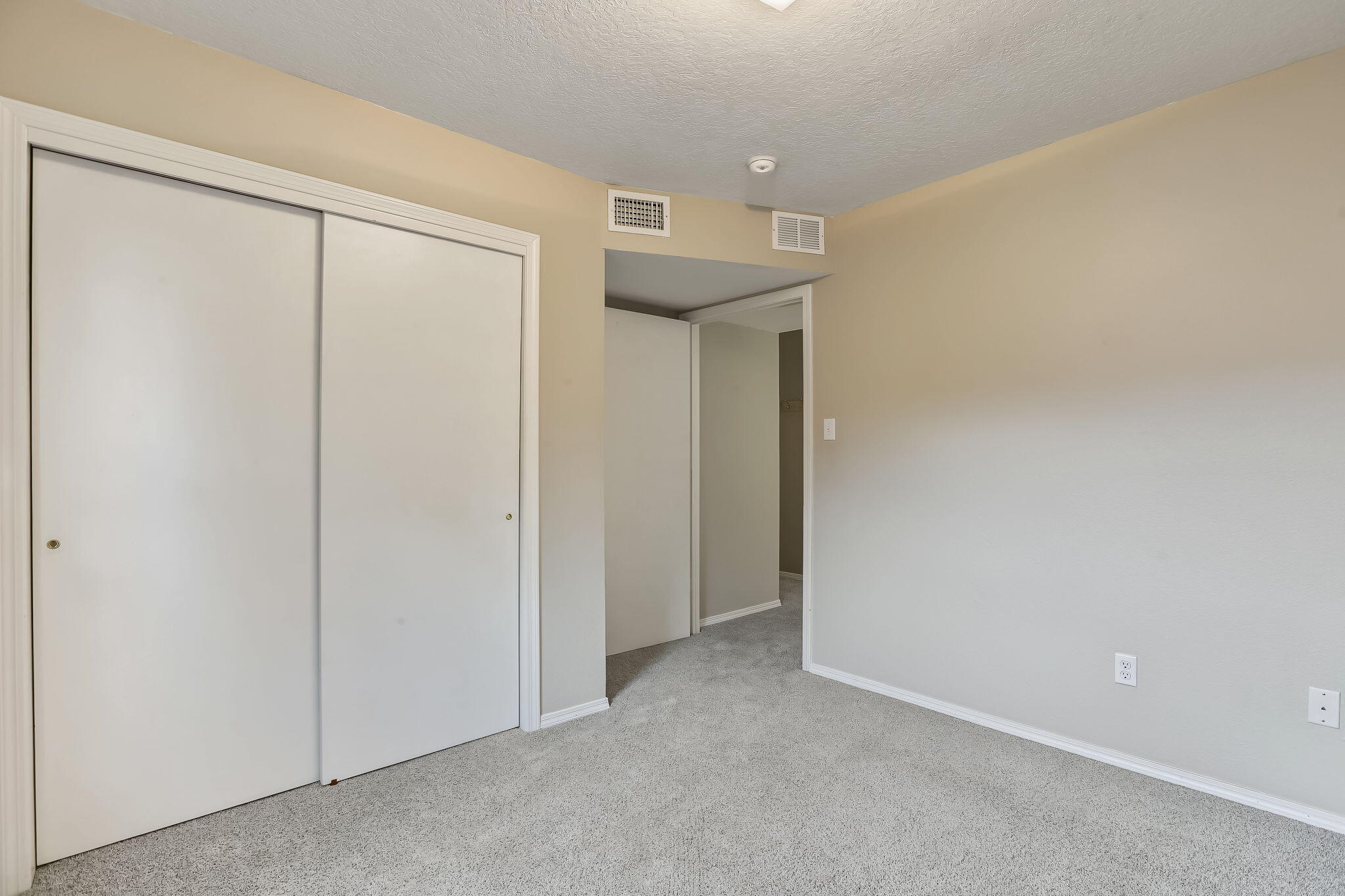 Photo 16 — 5753 Pinon Altos Road NW
