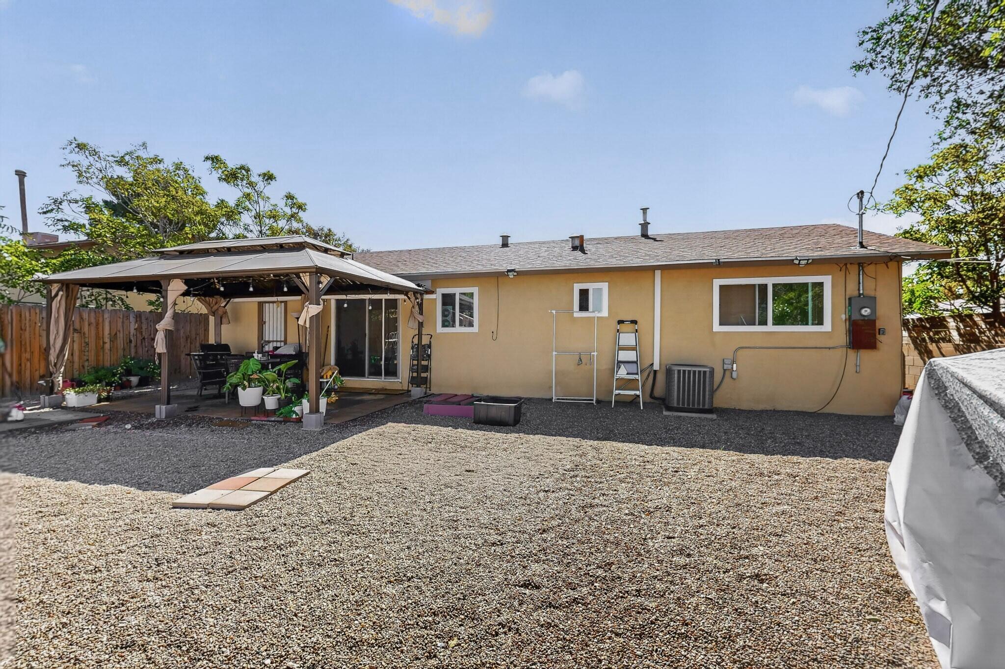 Photo 20 — 10605 Menaul Boulevard NE