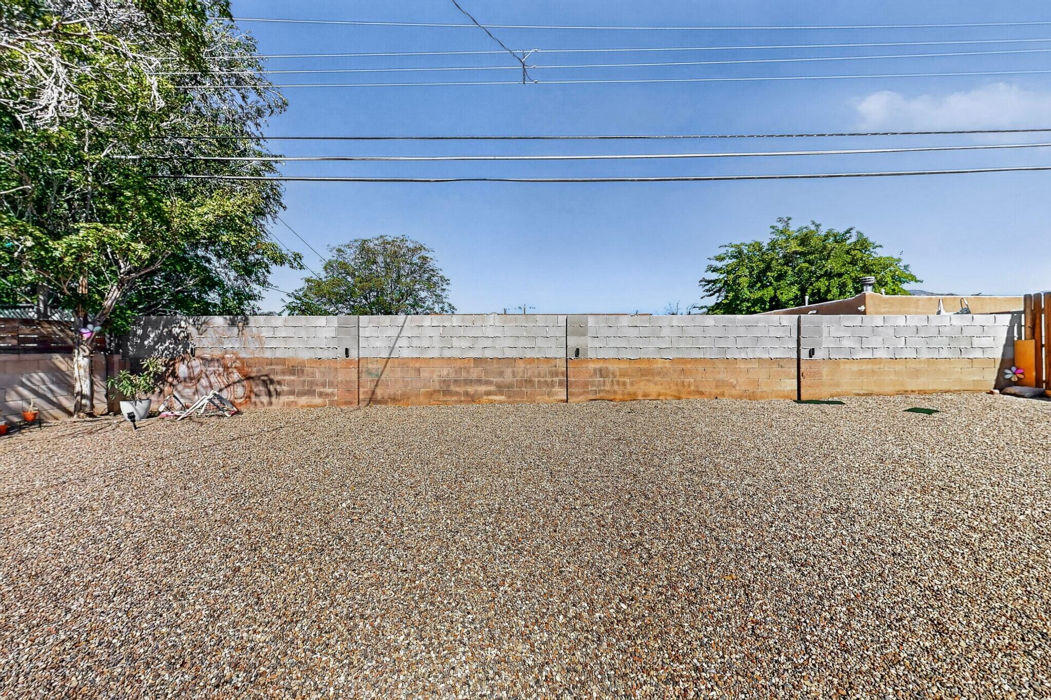 Photo 19 — 10605 Menaul Boulevard NE