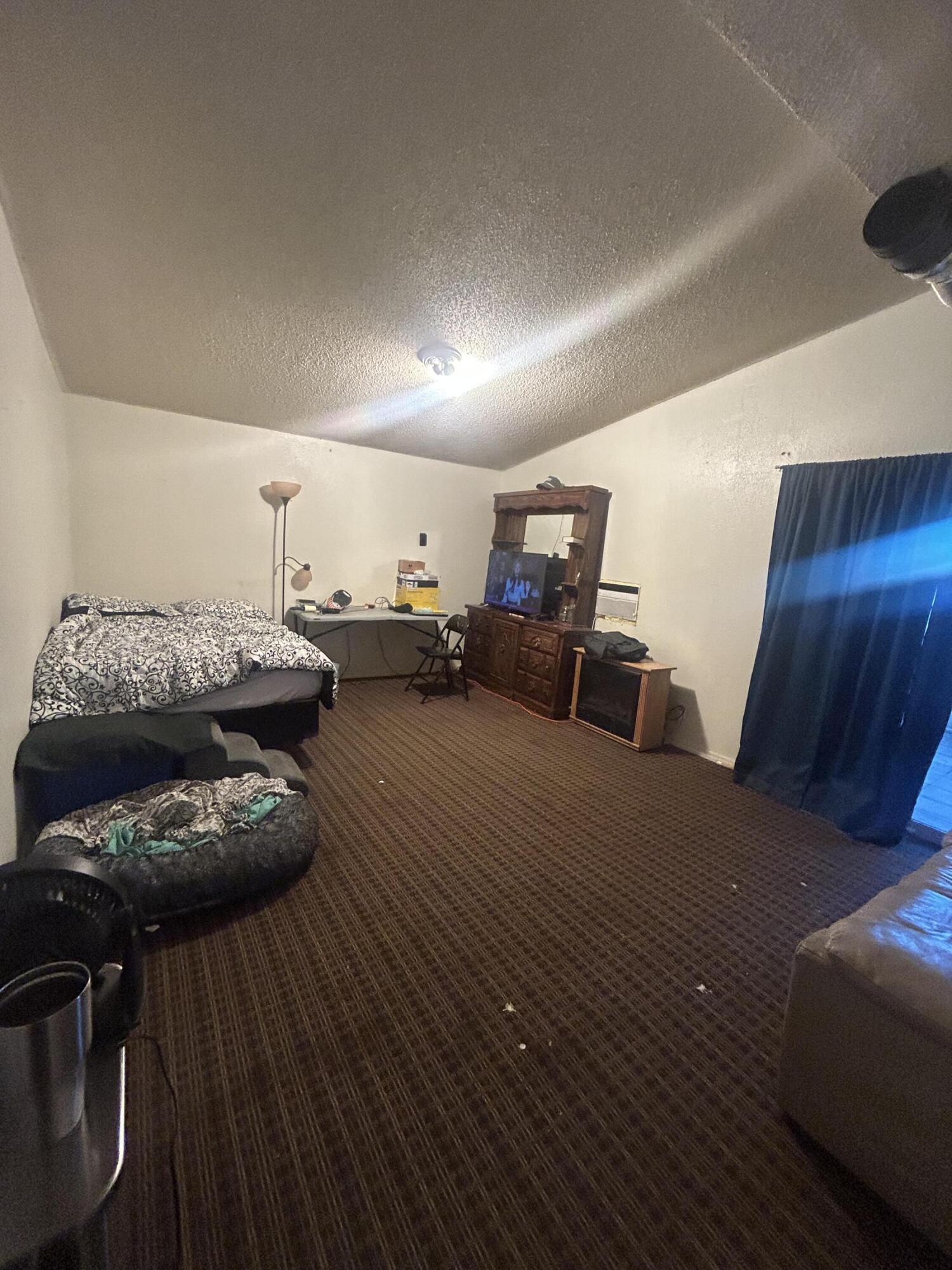Photo 6 — 3004 Owen Road SW
