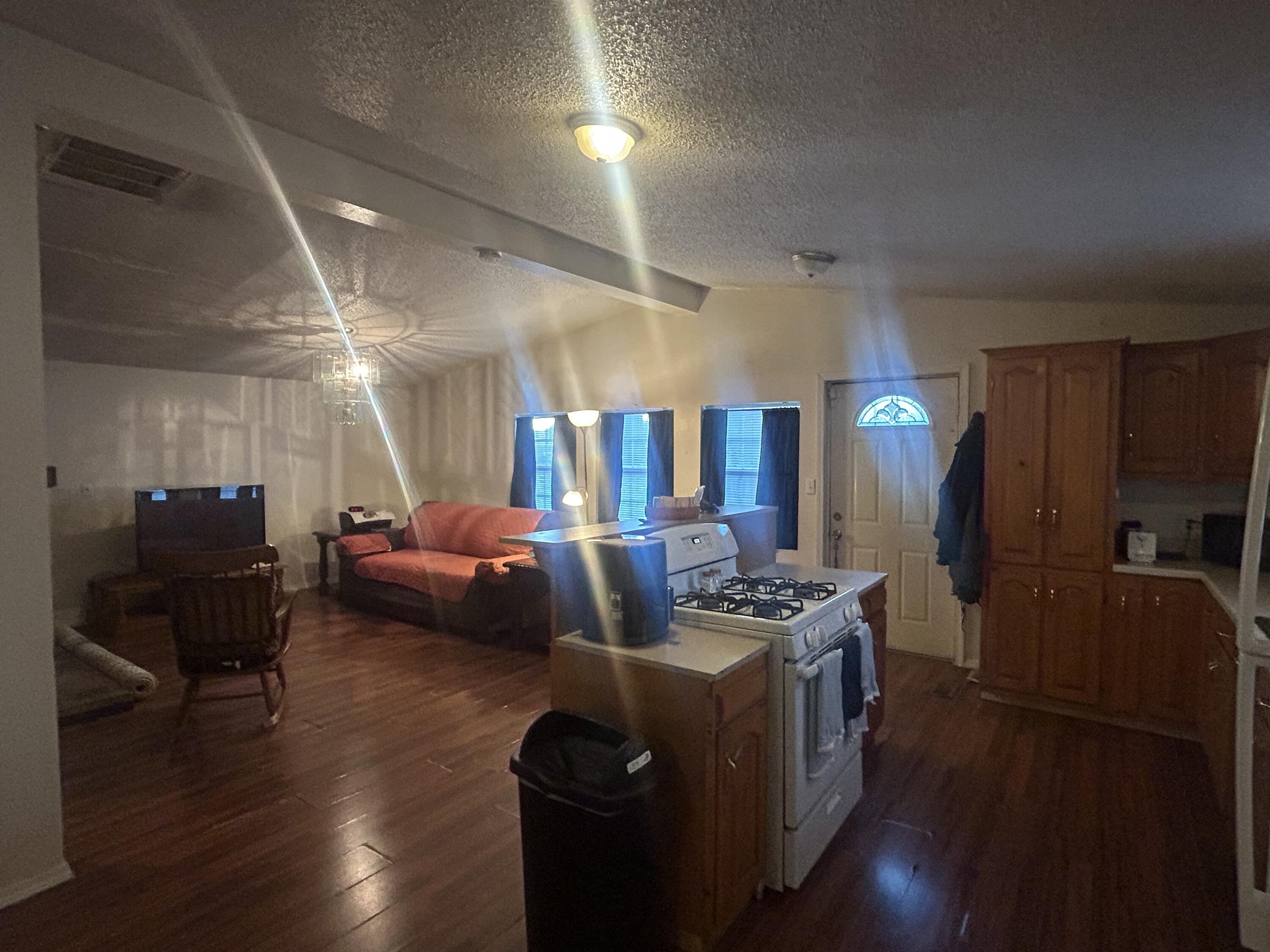 Photo 19 — 3004 Owen Road SW