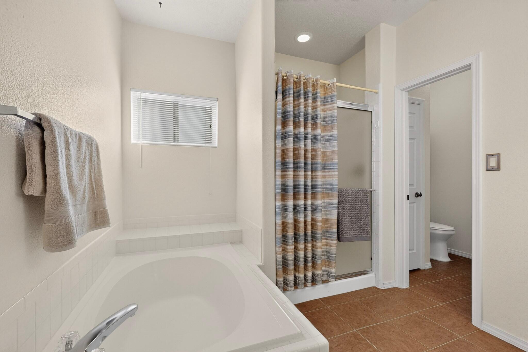 Photo 20 — 960 Villarrica Street NW