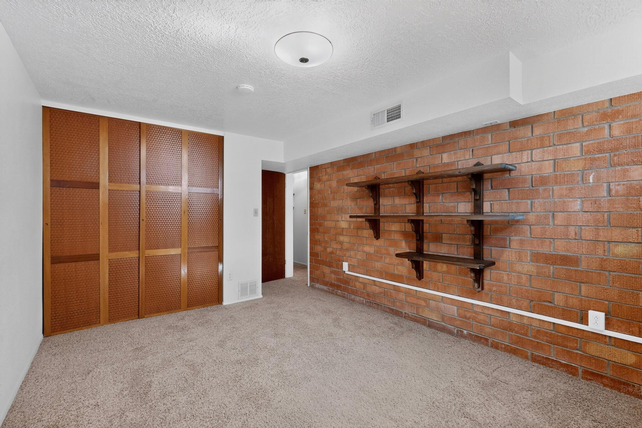 Photo 12 — 2800 Tennessee Street NE