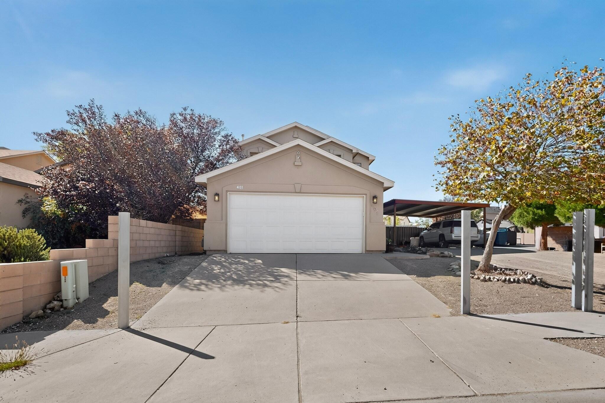 401 Desert Tree Drive SW