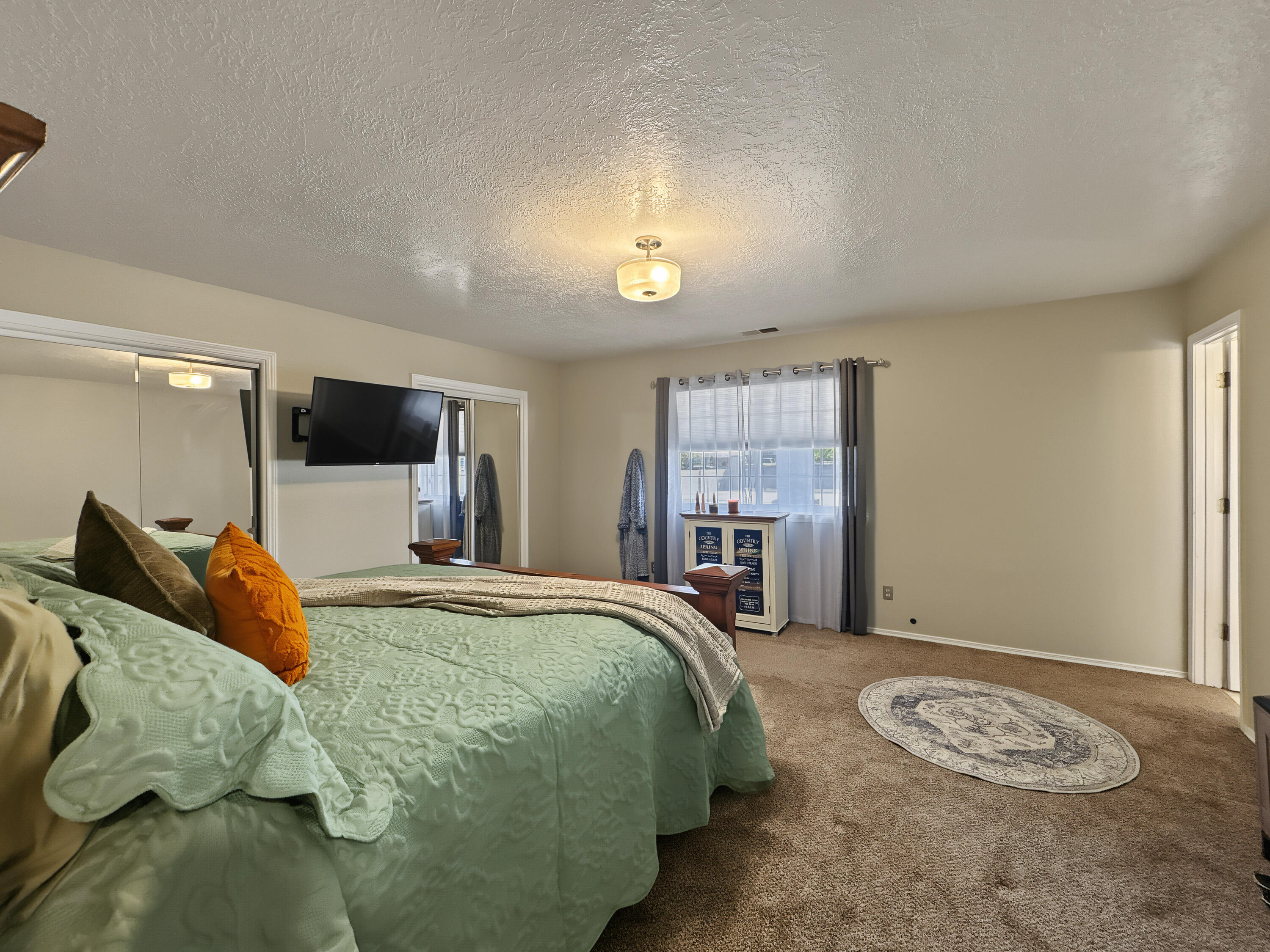 Photo 15 — 5312 Don Miguel Place SW