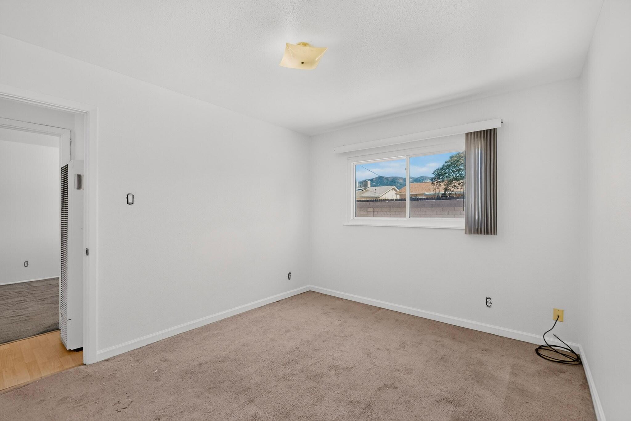 Photo 16 — 308 Parsifal Street NE