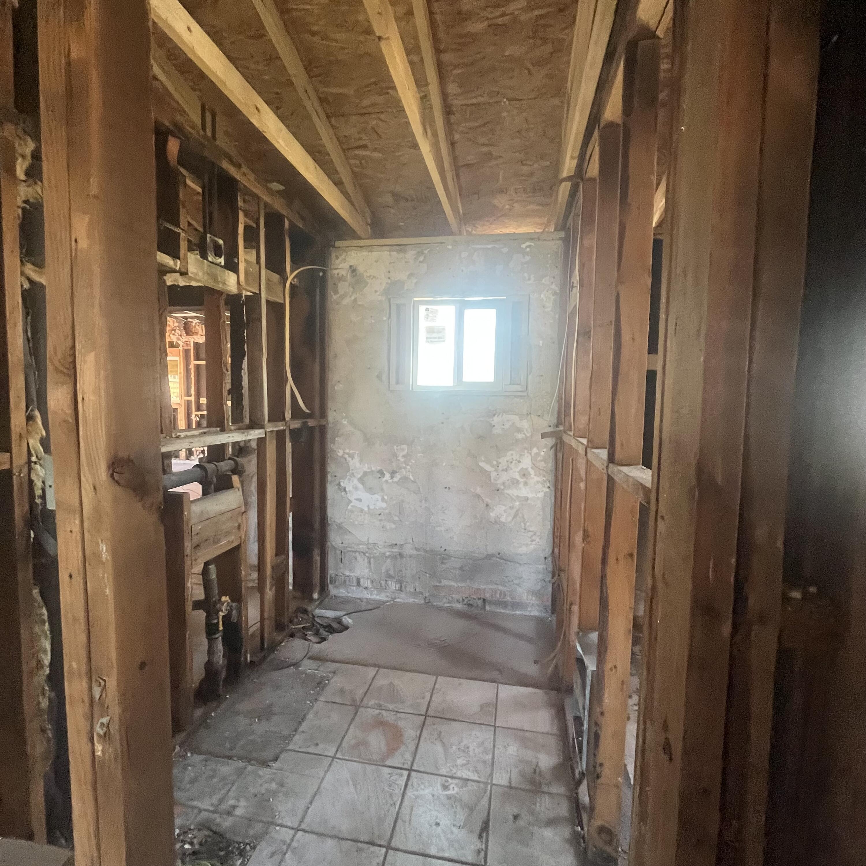 Photo 10 — 629 Ortiz Drive SE