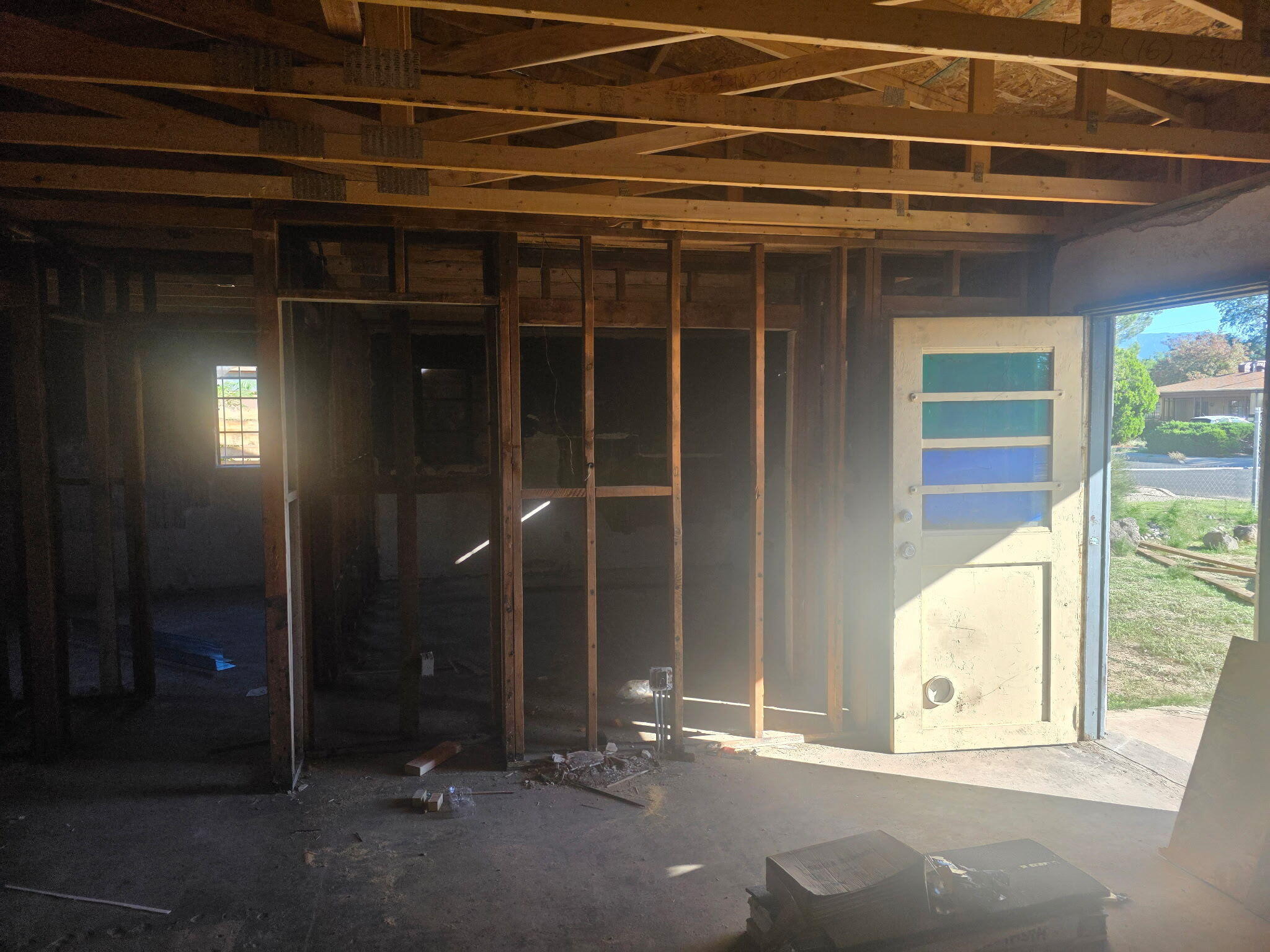 Photo 18 — 629 Ortiz Drive SE