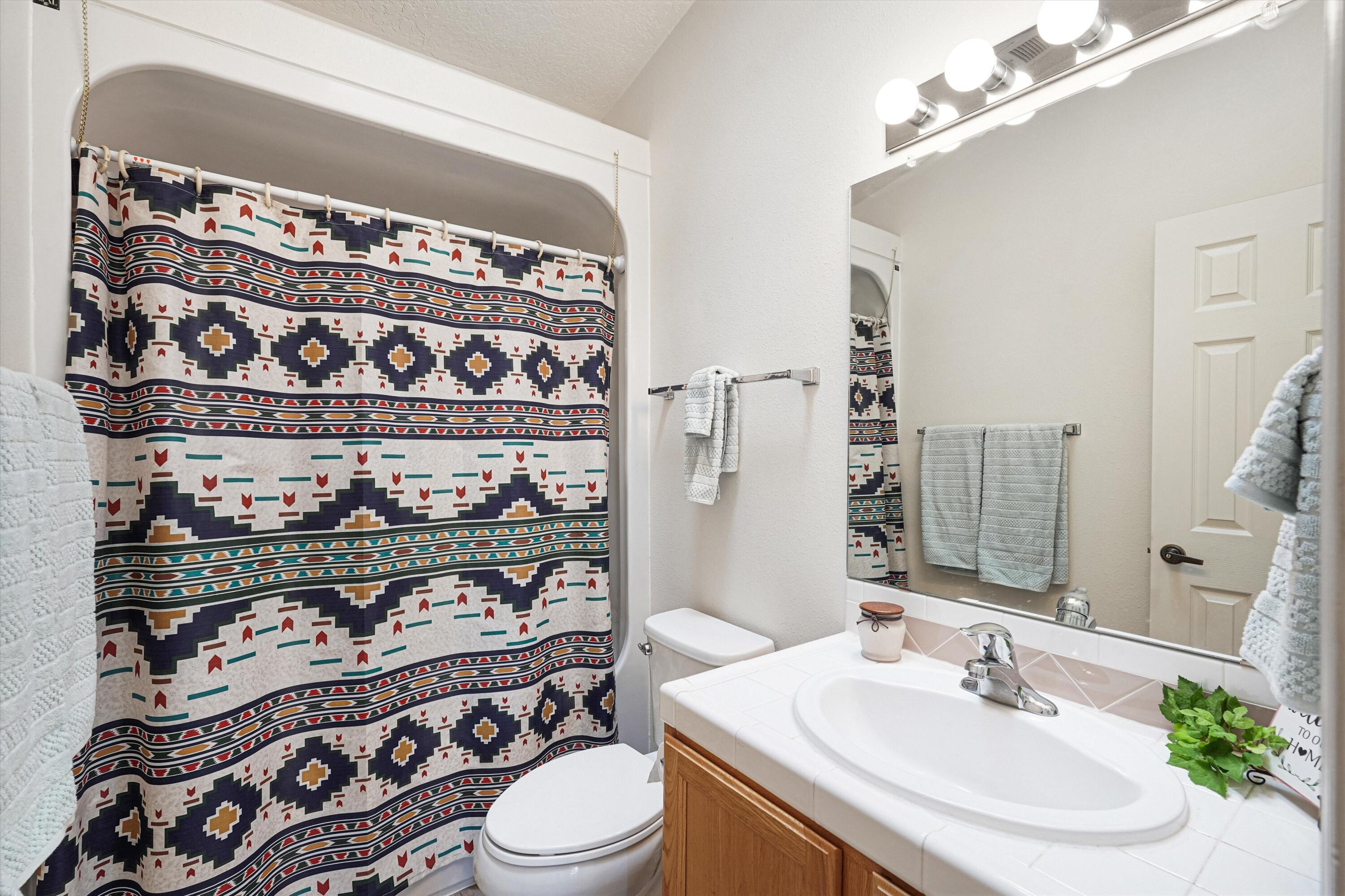 Photo 10 — 4553 Aguila Road SE