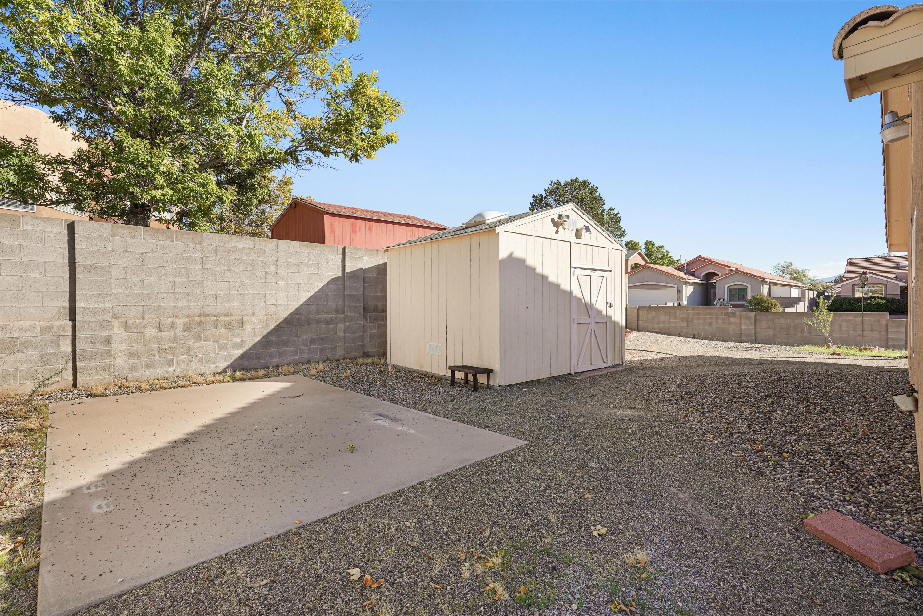 Photo 18 — 4553 Aguila Road SE